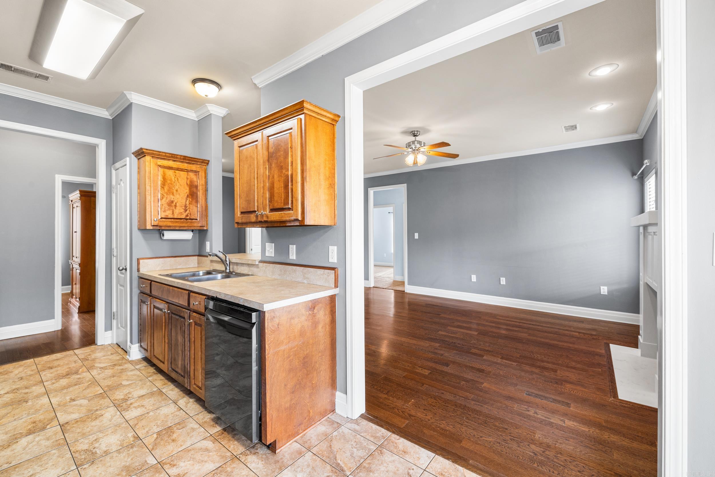 MAGNOLIA ESTATES - Residential