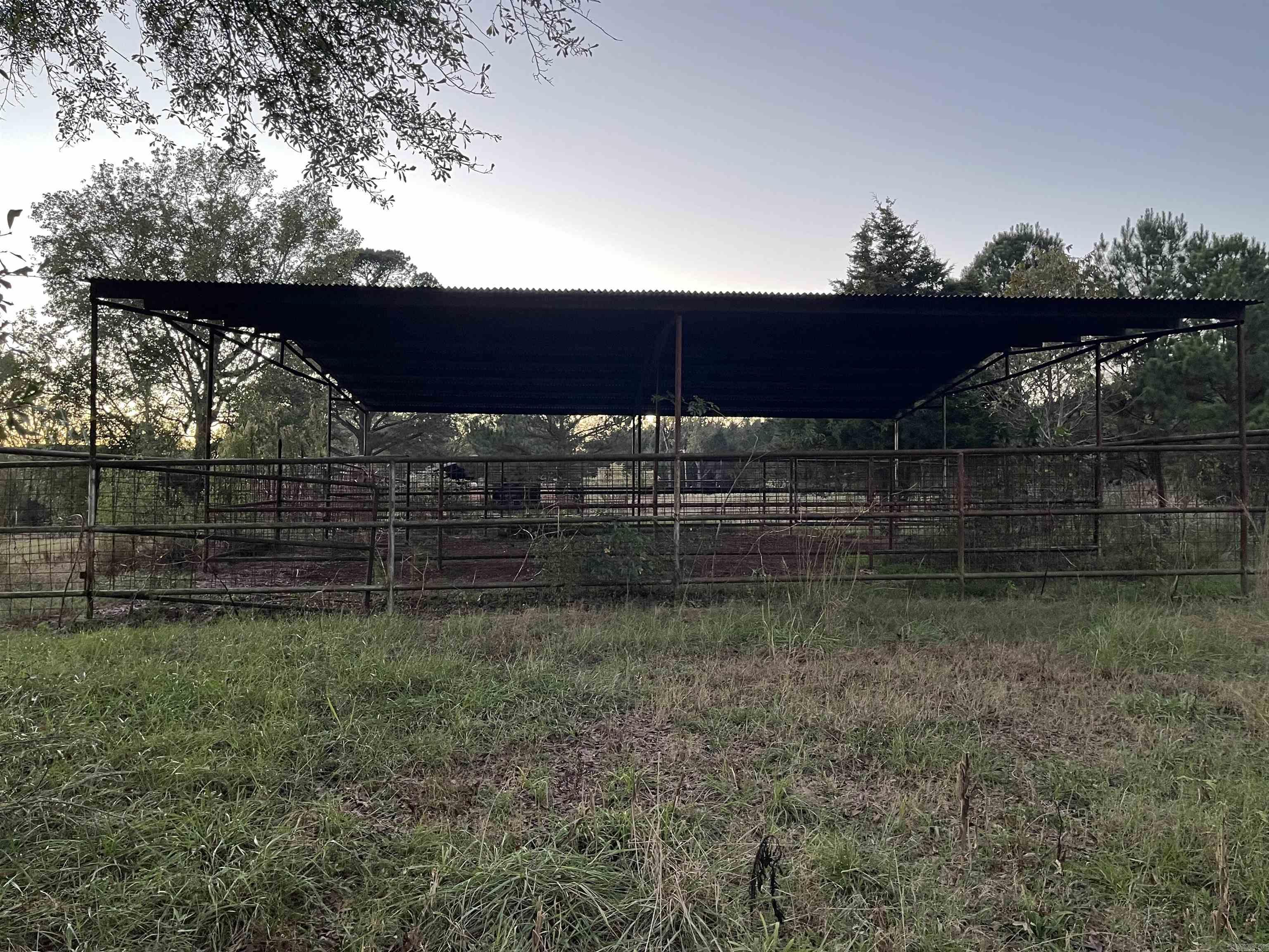 Metes & Bounds - Land