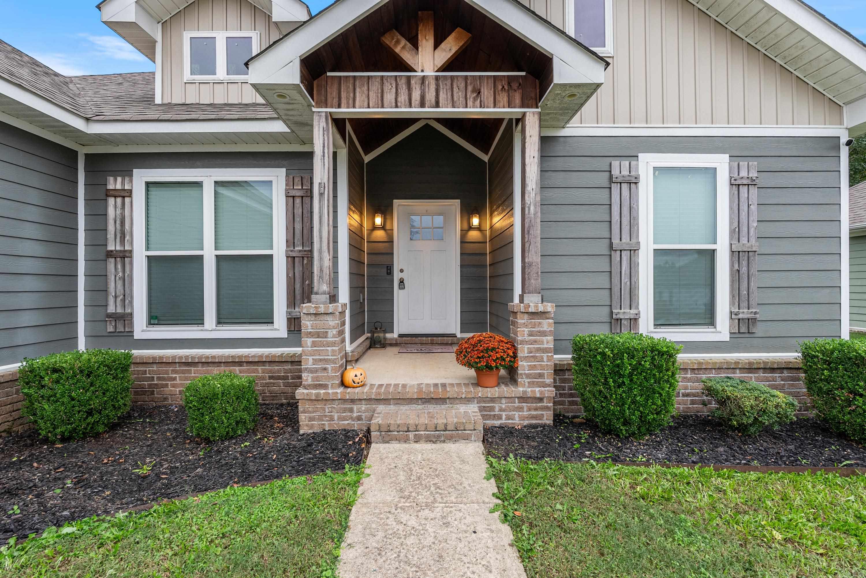 CANTEN COVE - Residential