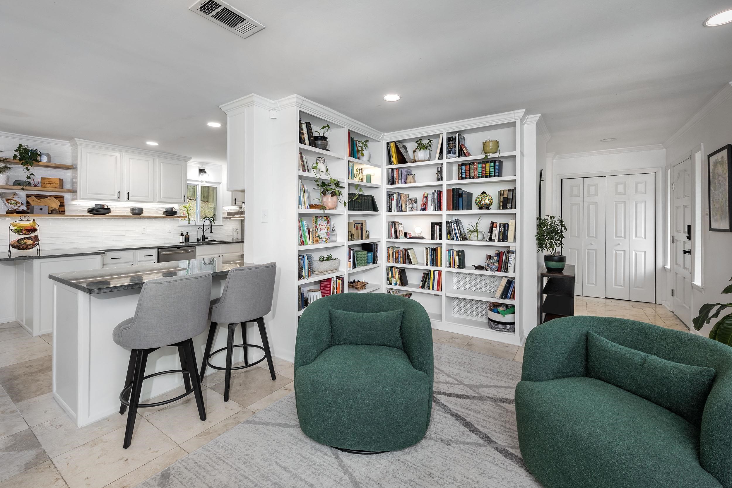 MARLOWE MANOR - Residential