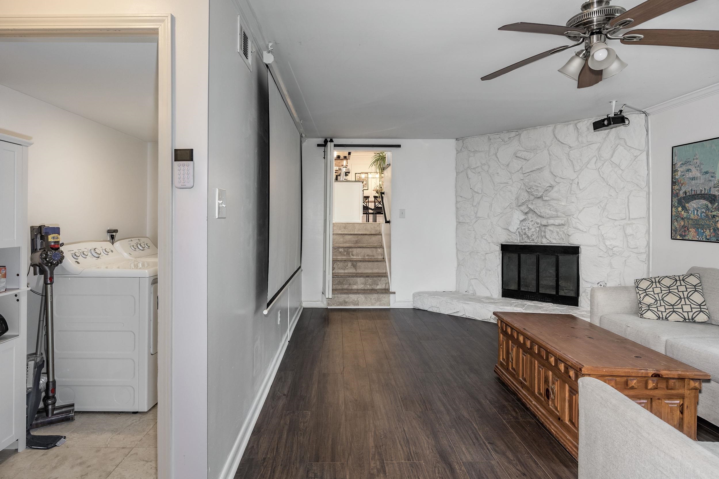 MARLOWE MANOR - Residential