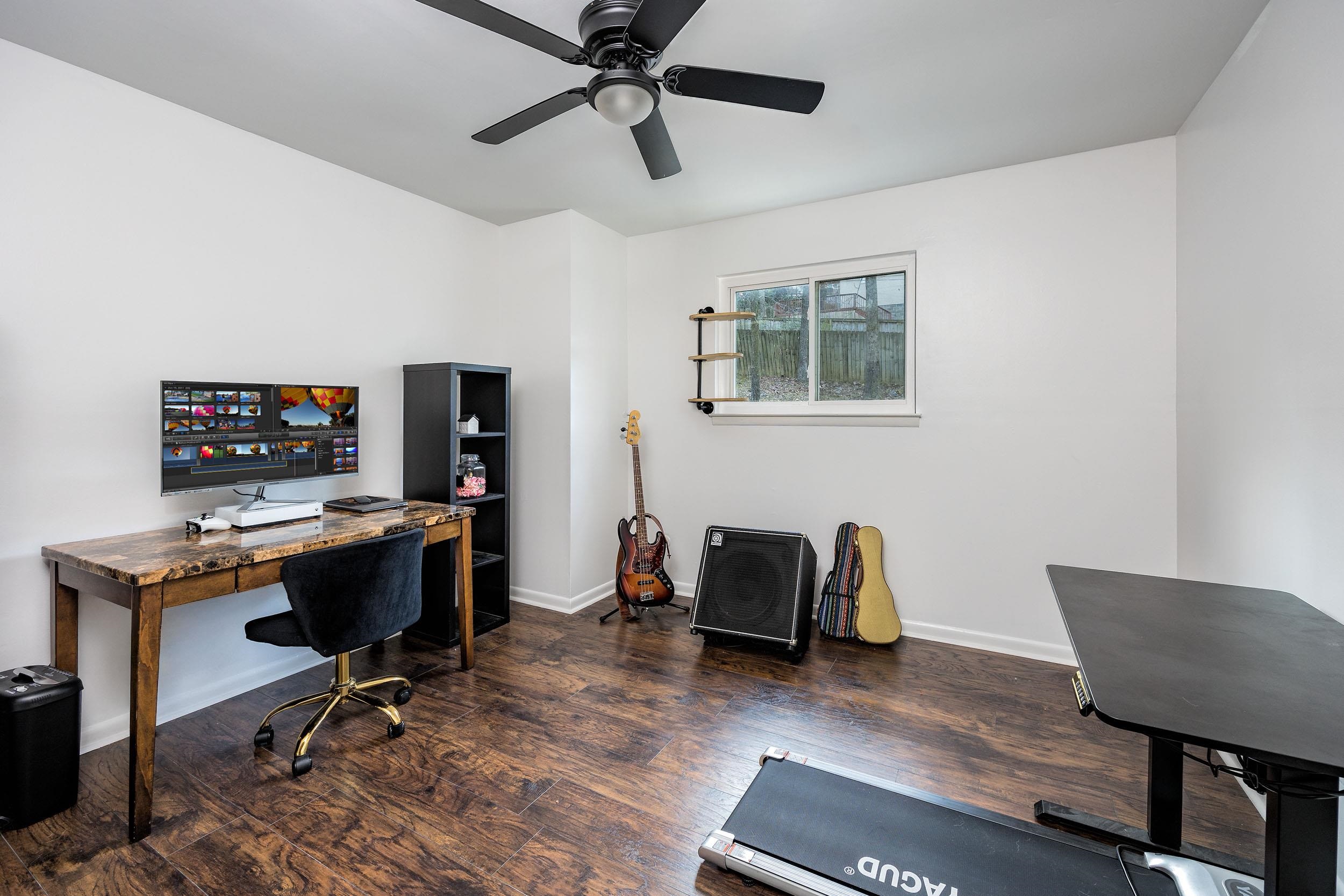 MARLOWE MANOR - Residential