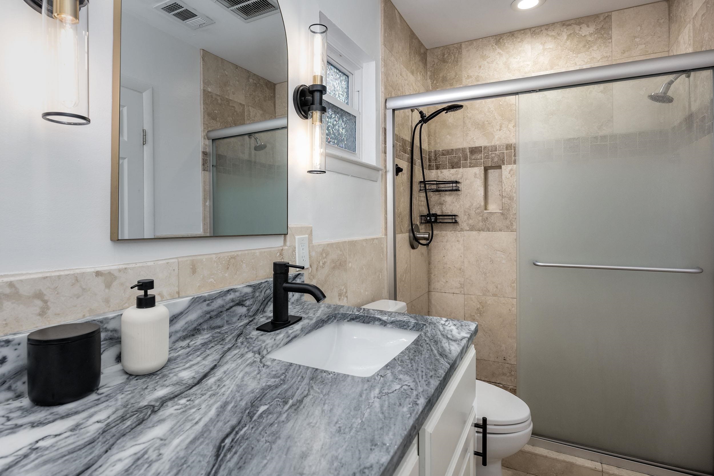 MARLOWE MANOR - Residential