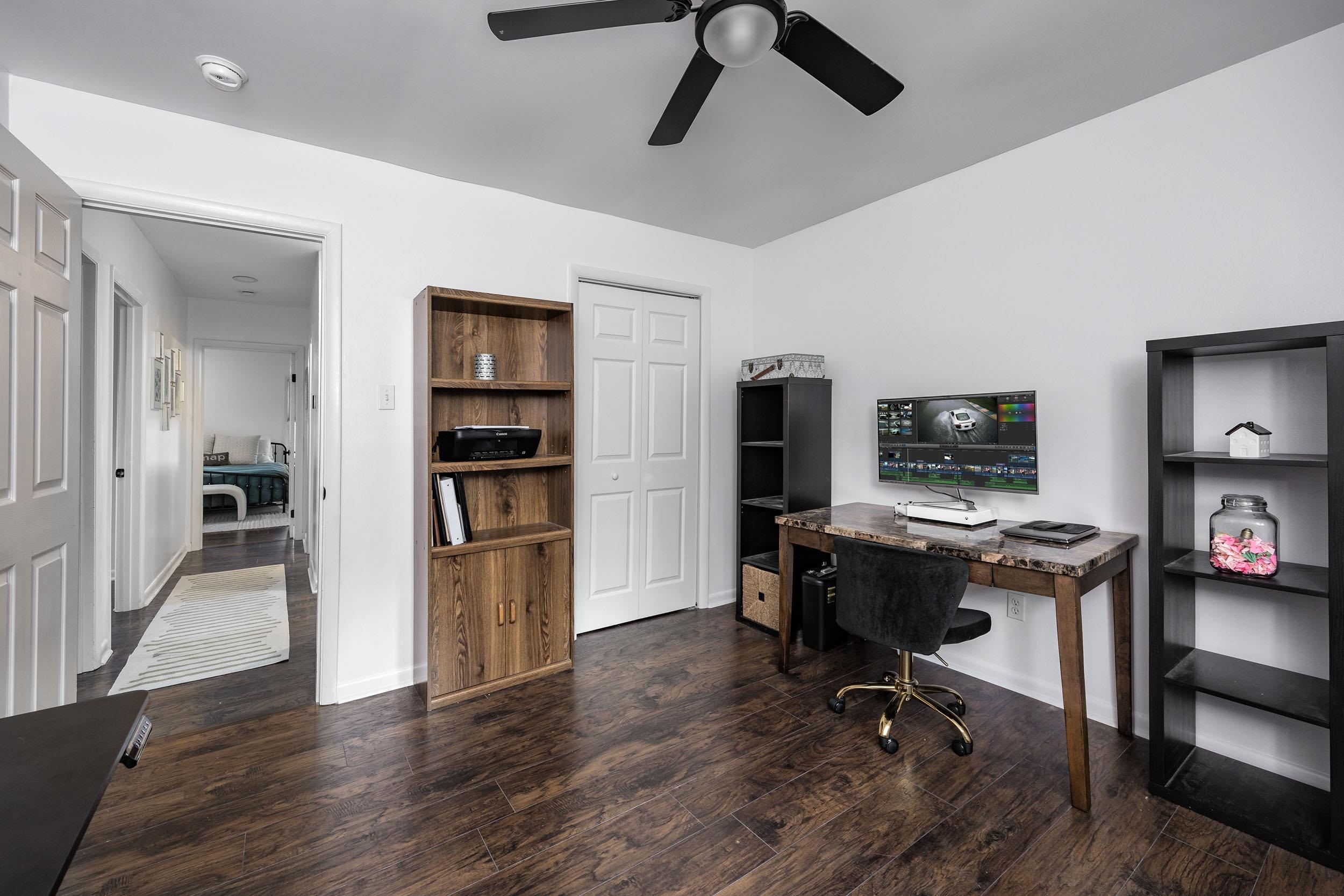 MARLOWE MANOR - Residential