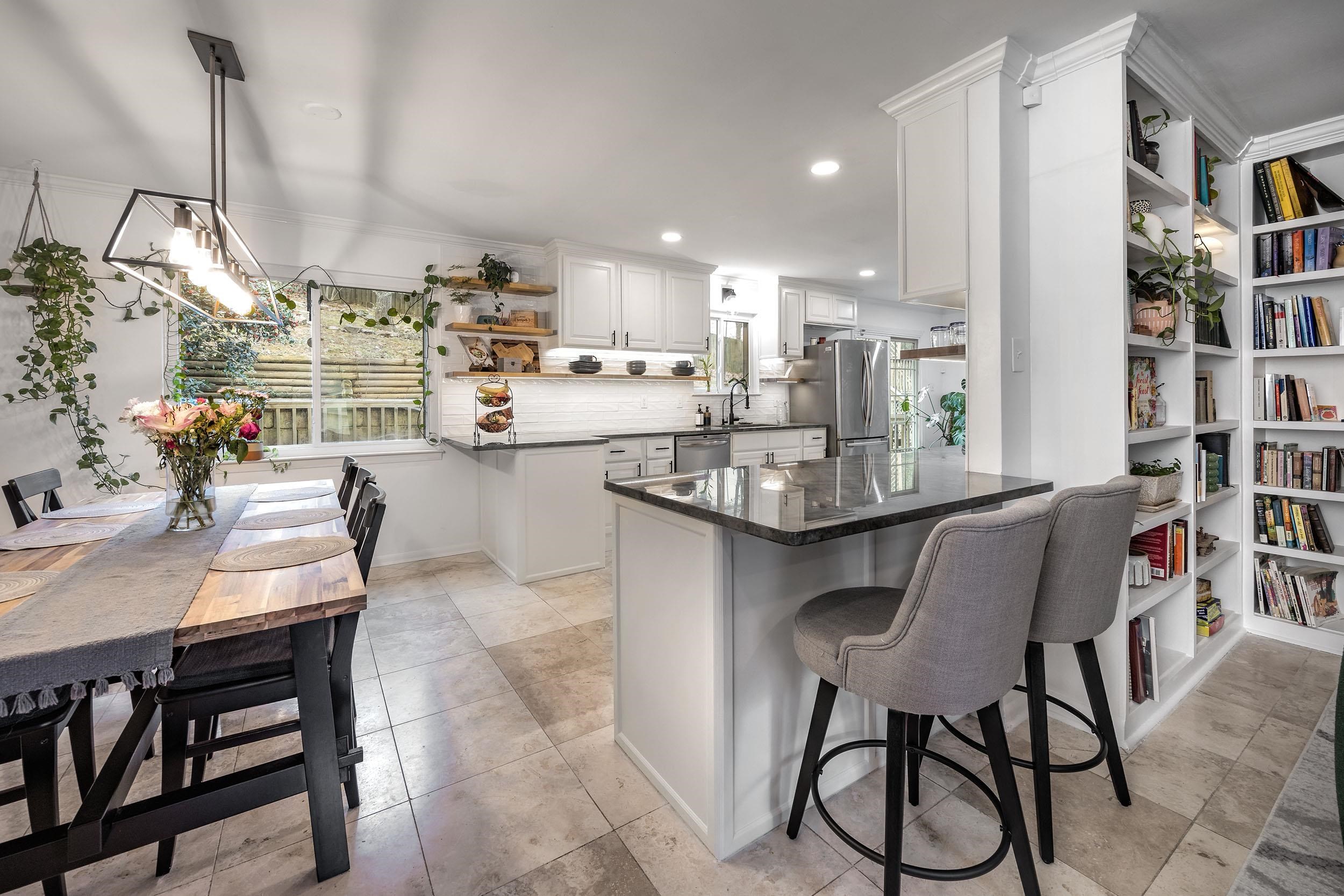 MARLOWE MANOR - Residential