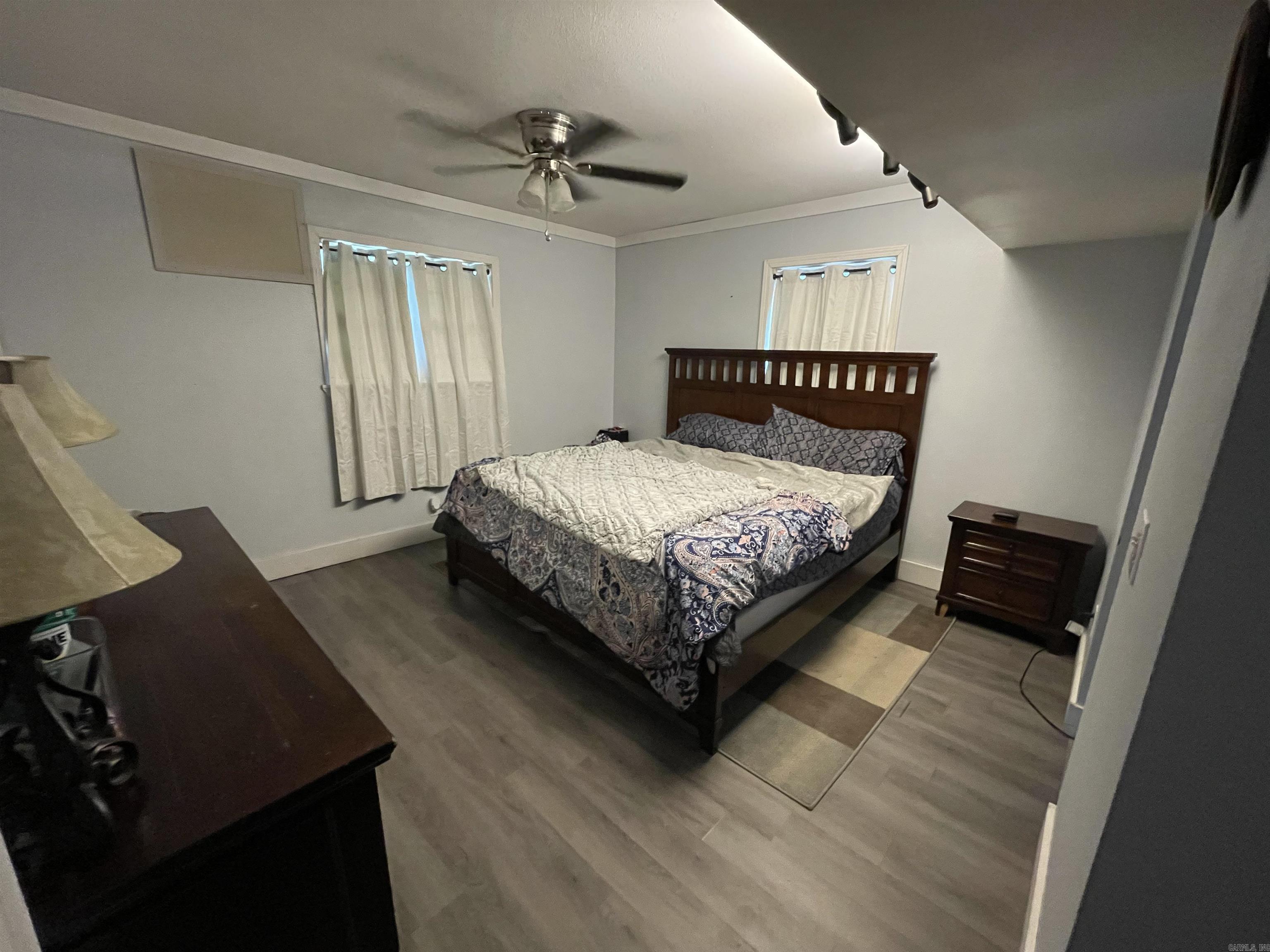 Country Aire - Residential