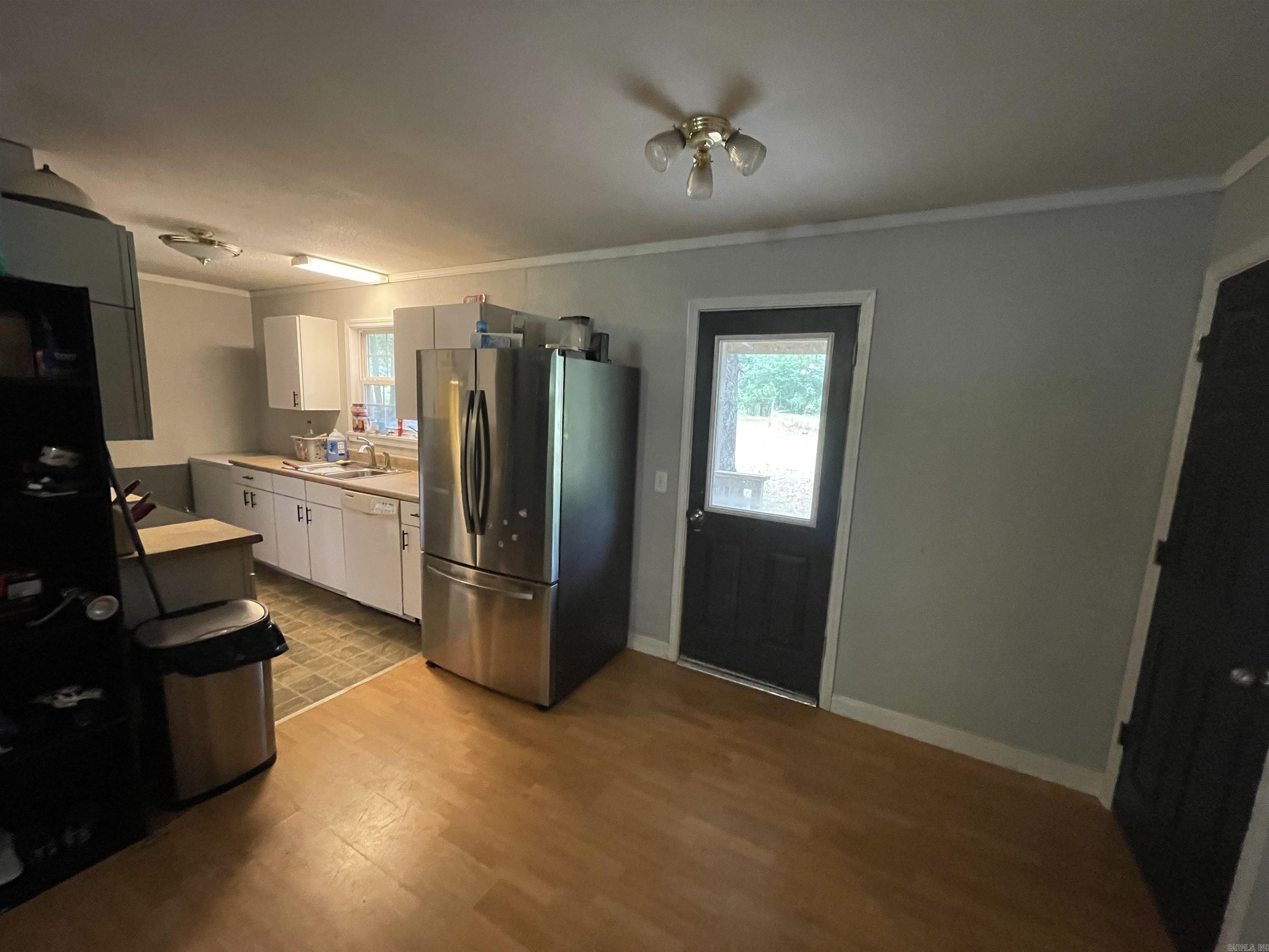 Country Aire - Residential
