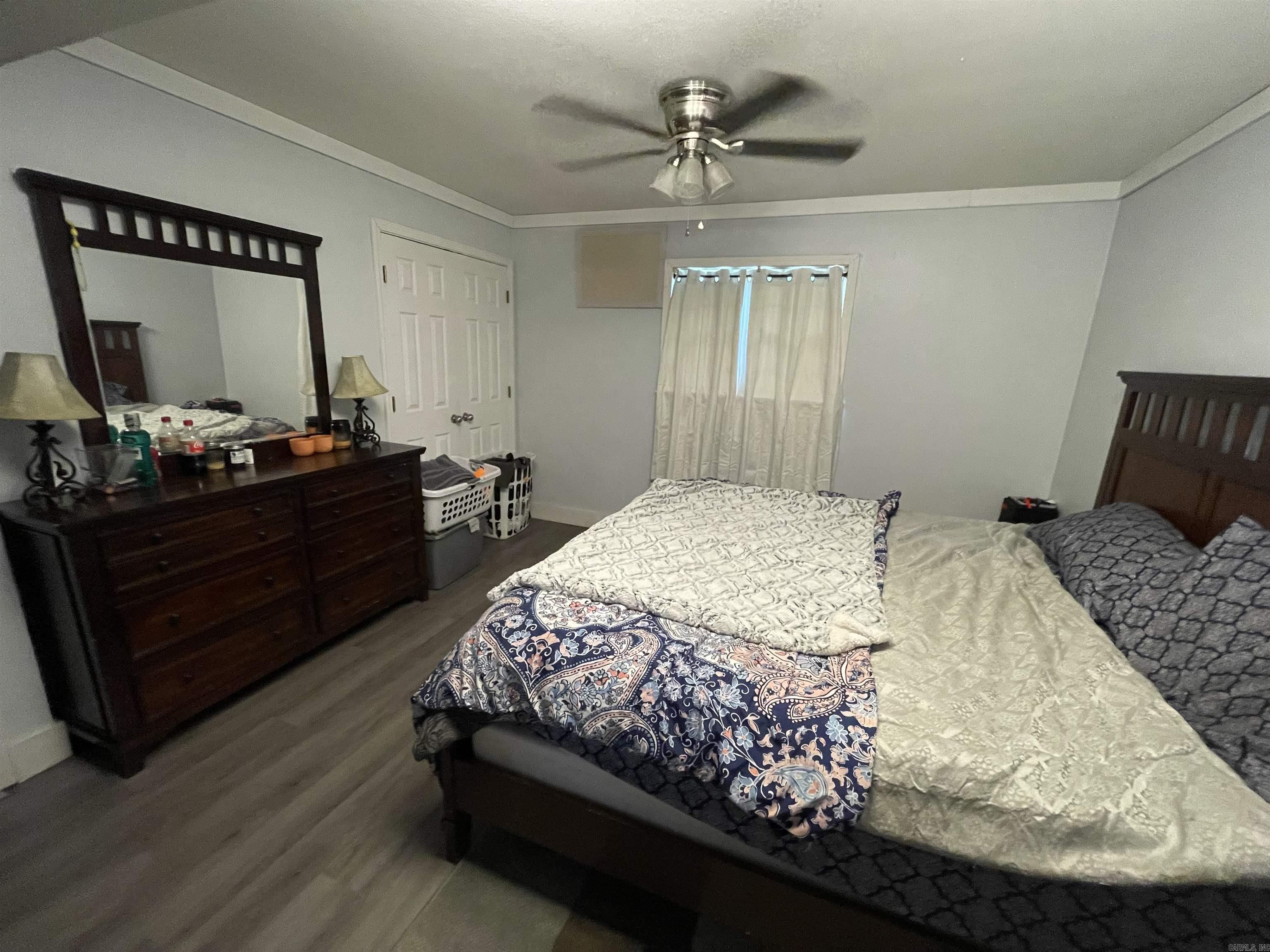 Country Aire - Residential