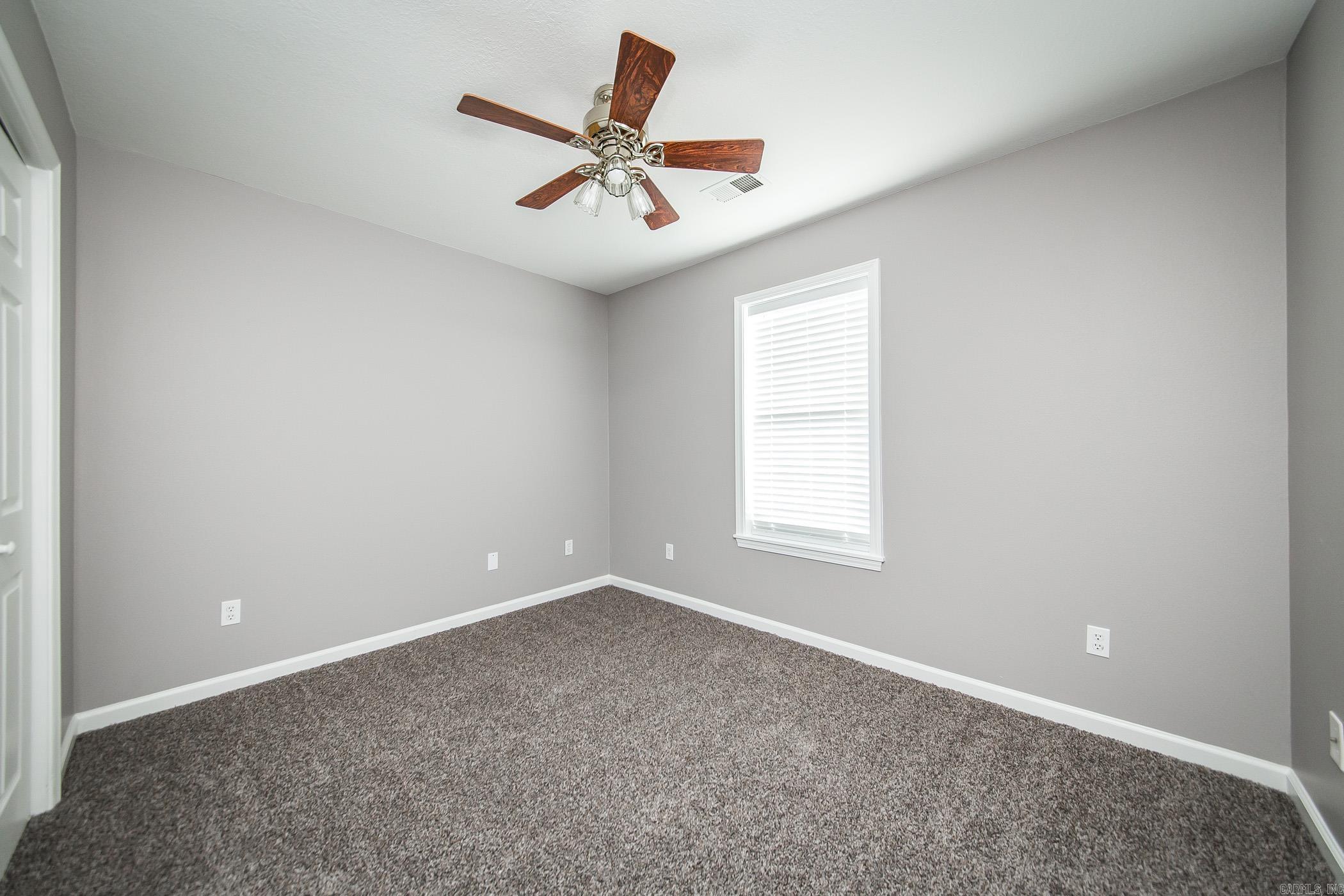 DEERFIELD ESTATES - Residential