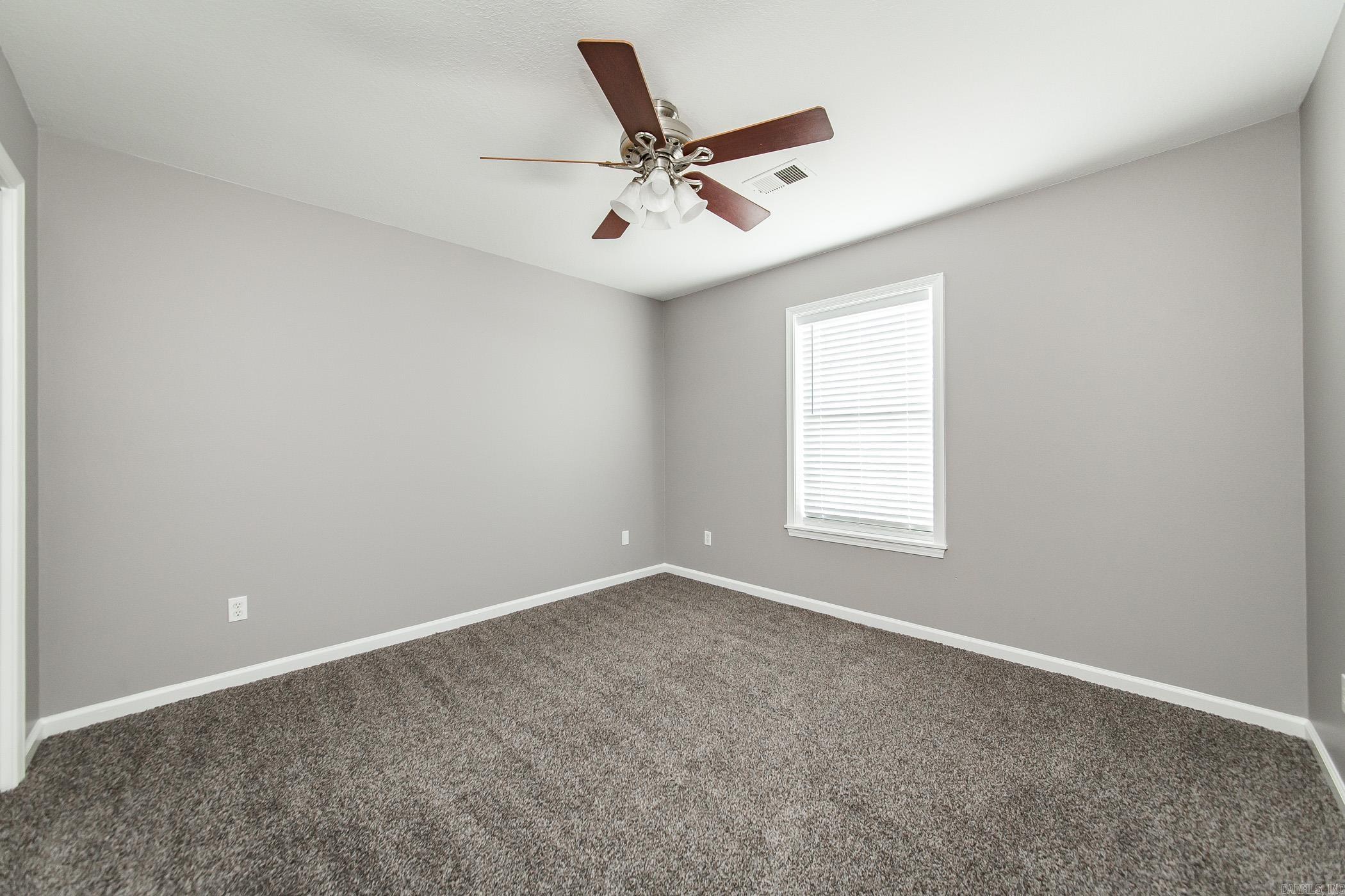 DEERFIELD ESTATES - Residential