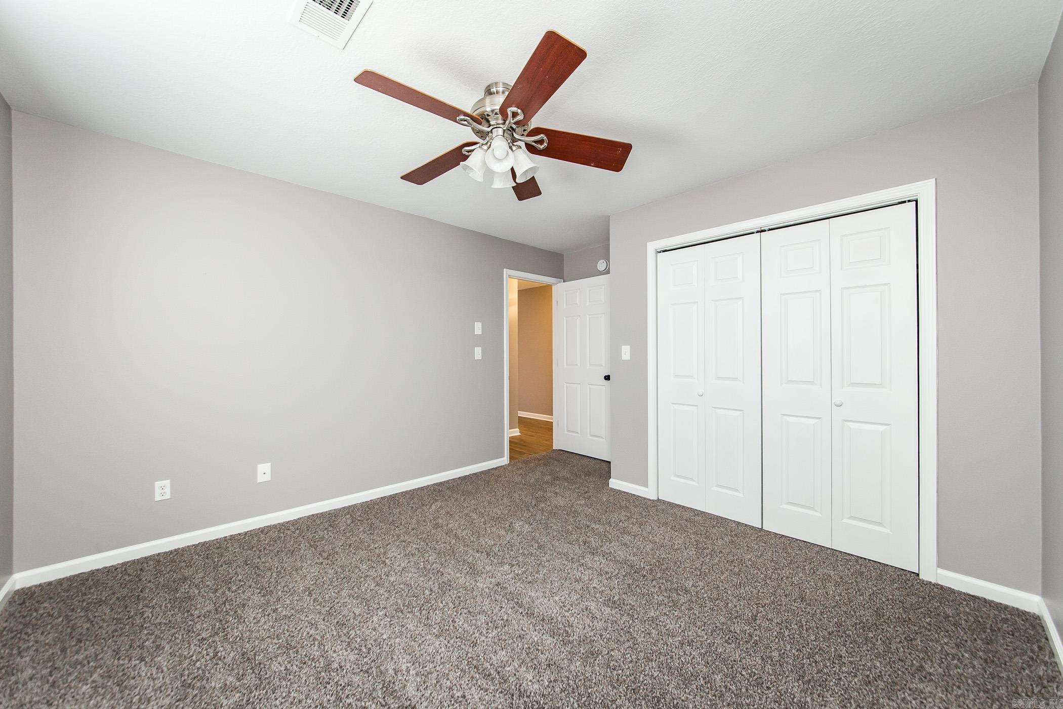 DEERFIELD ESTATES - Residential