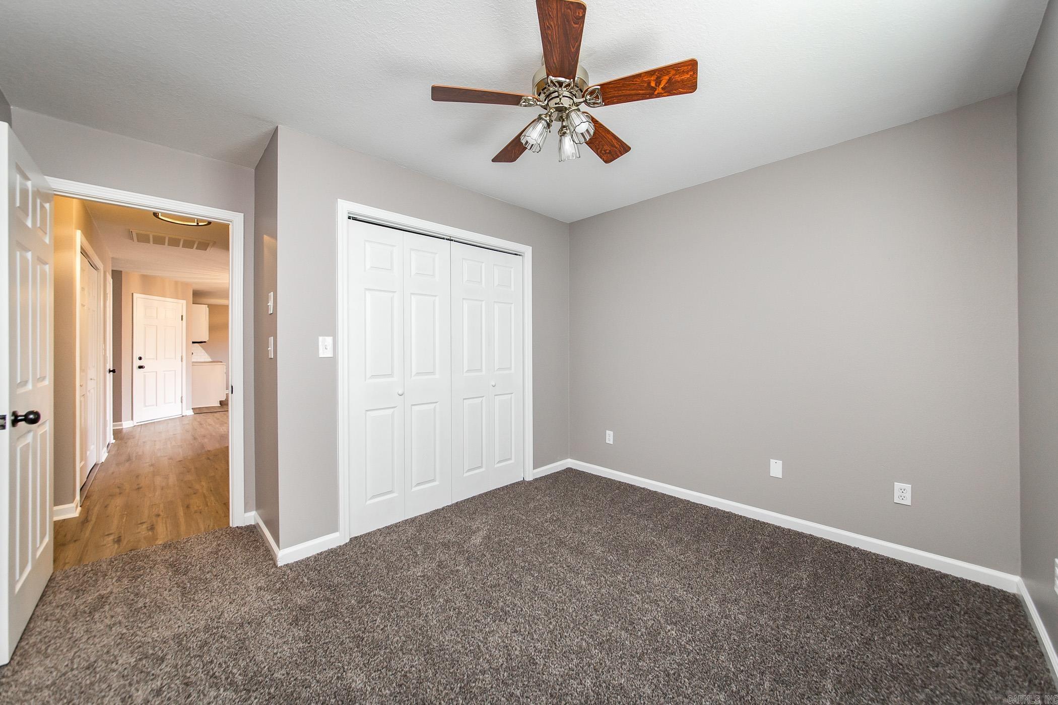 DEERFIELD ESTATES - Residential