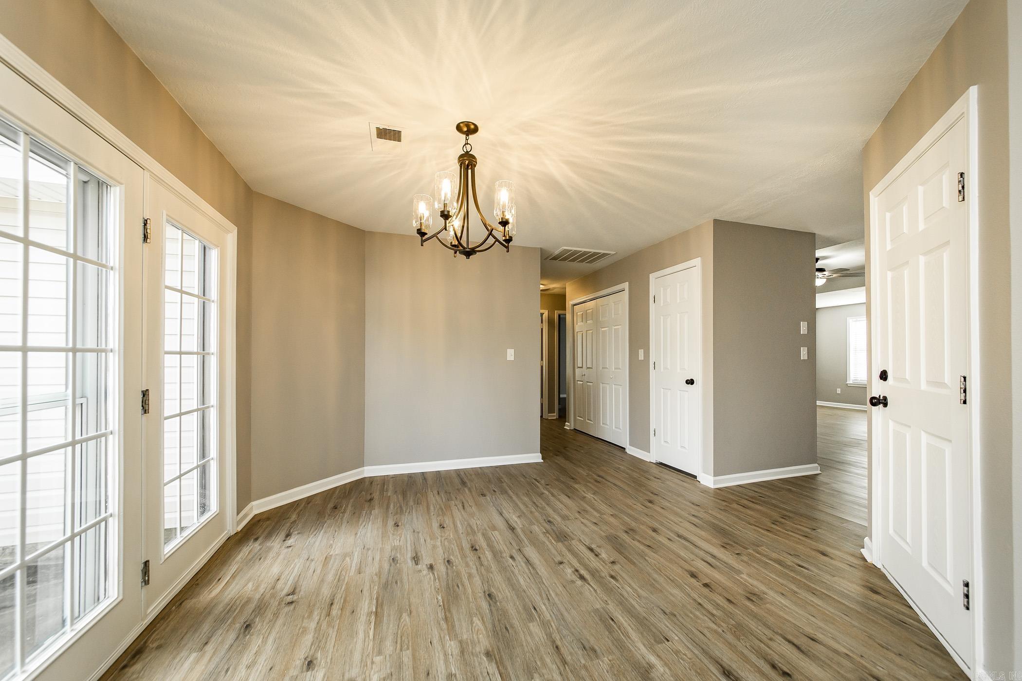 DEERFIELD ESTATES - Residential