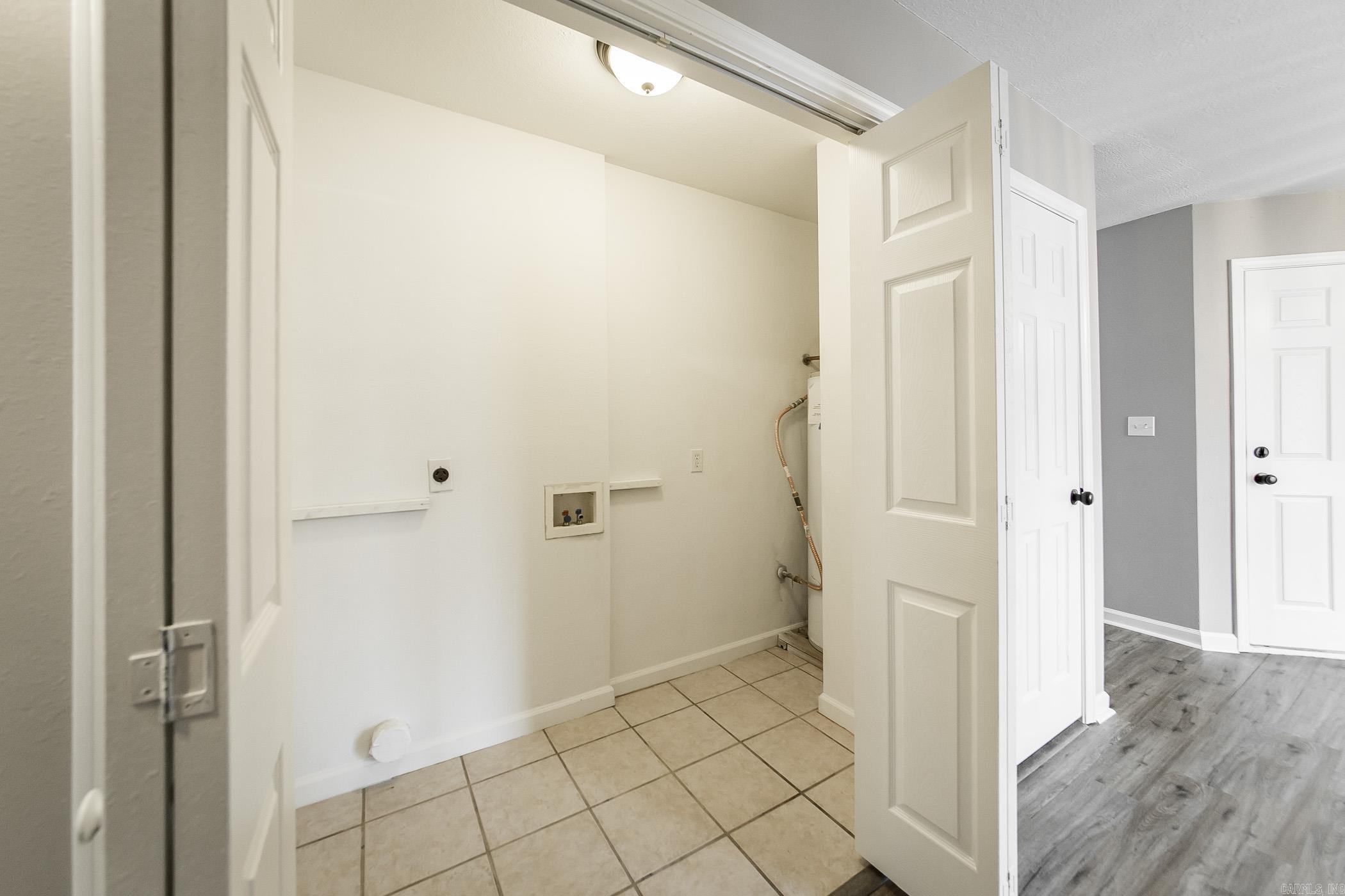 DEERFIELD ESTATES - Residential