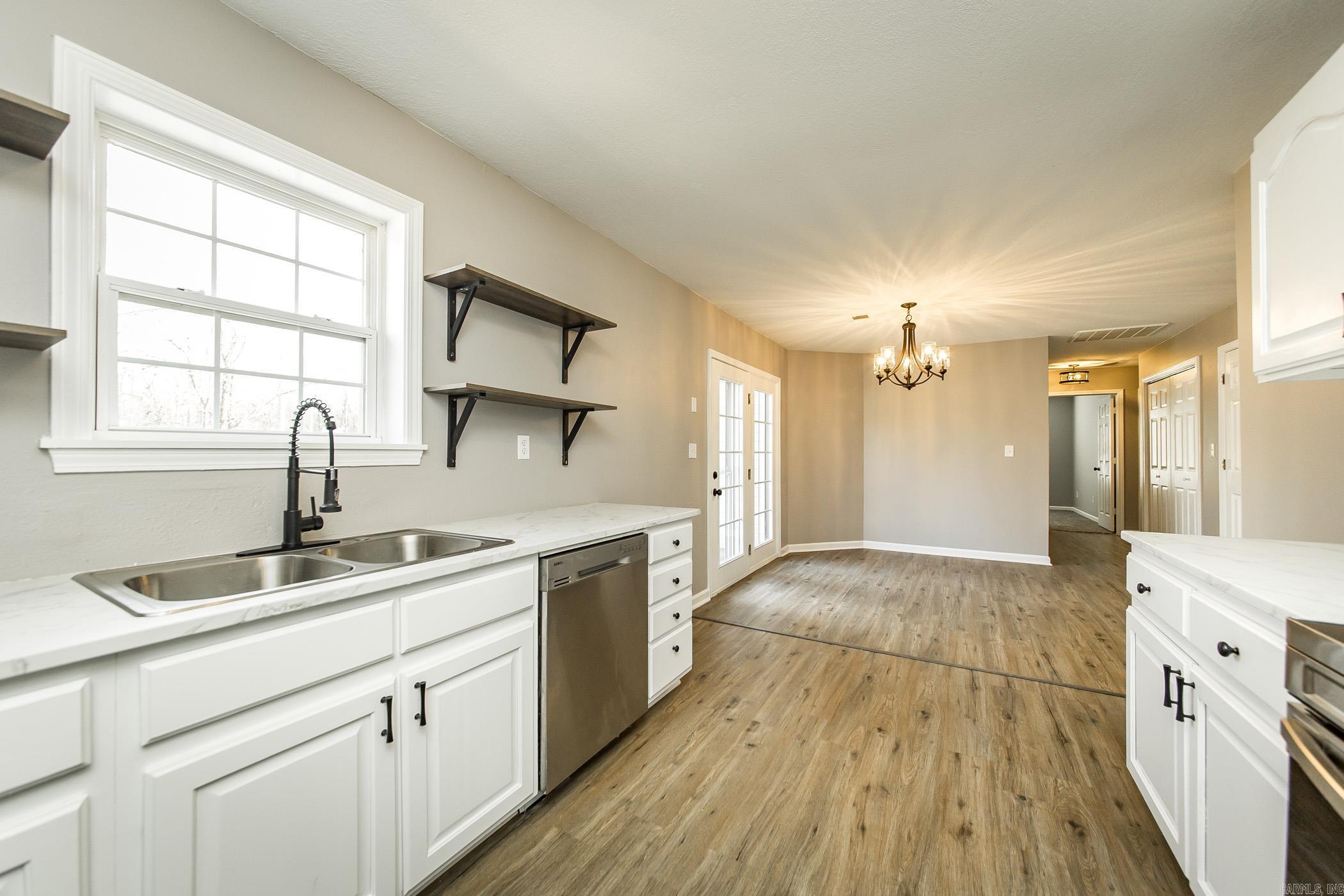 DEERFIELD ESTATES - Residential