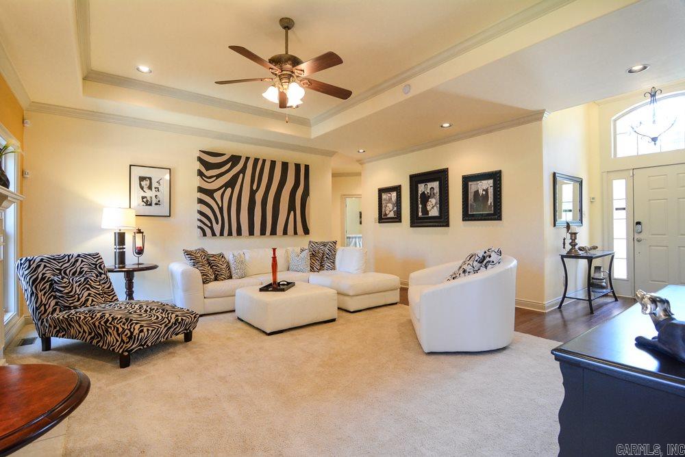 WELLINGTON PLACE - Residential