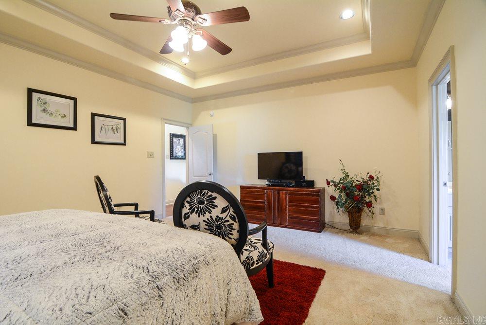 WELLINGTON PLACE - Residential