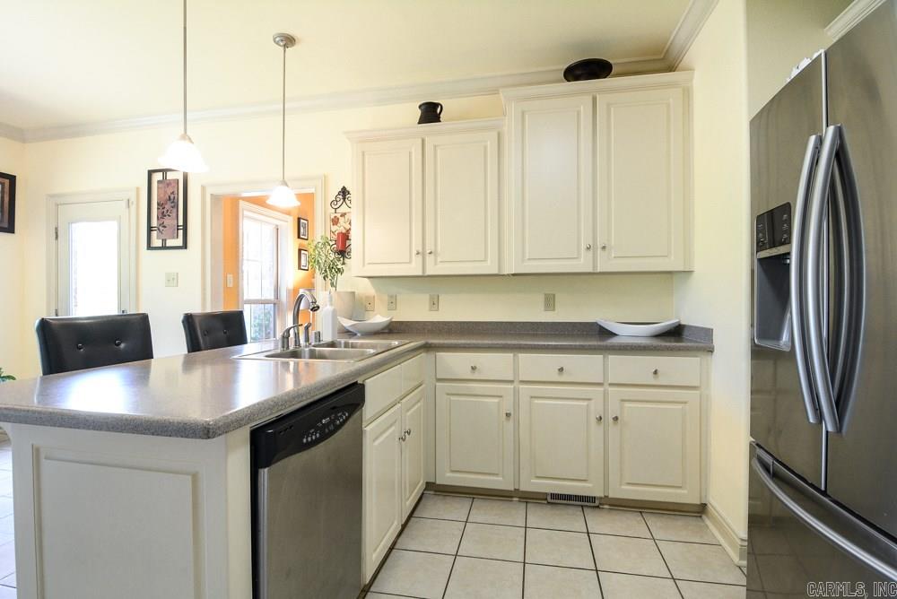 WELLINGTON PLACE - Residential