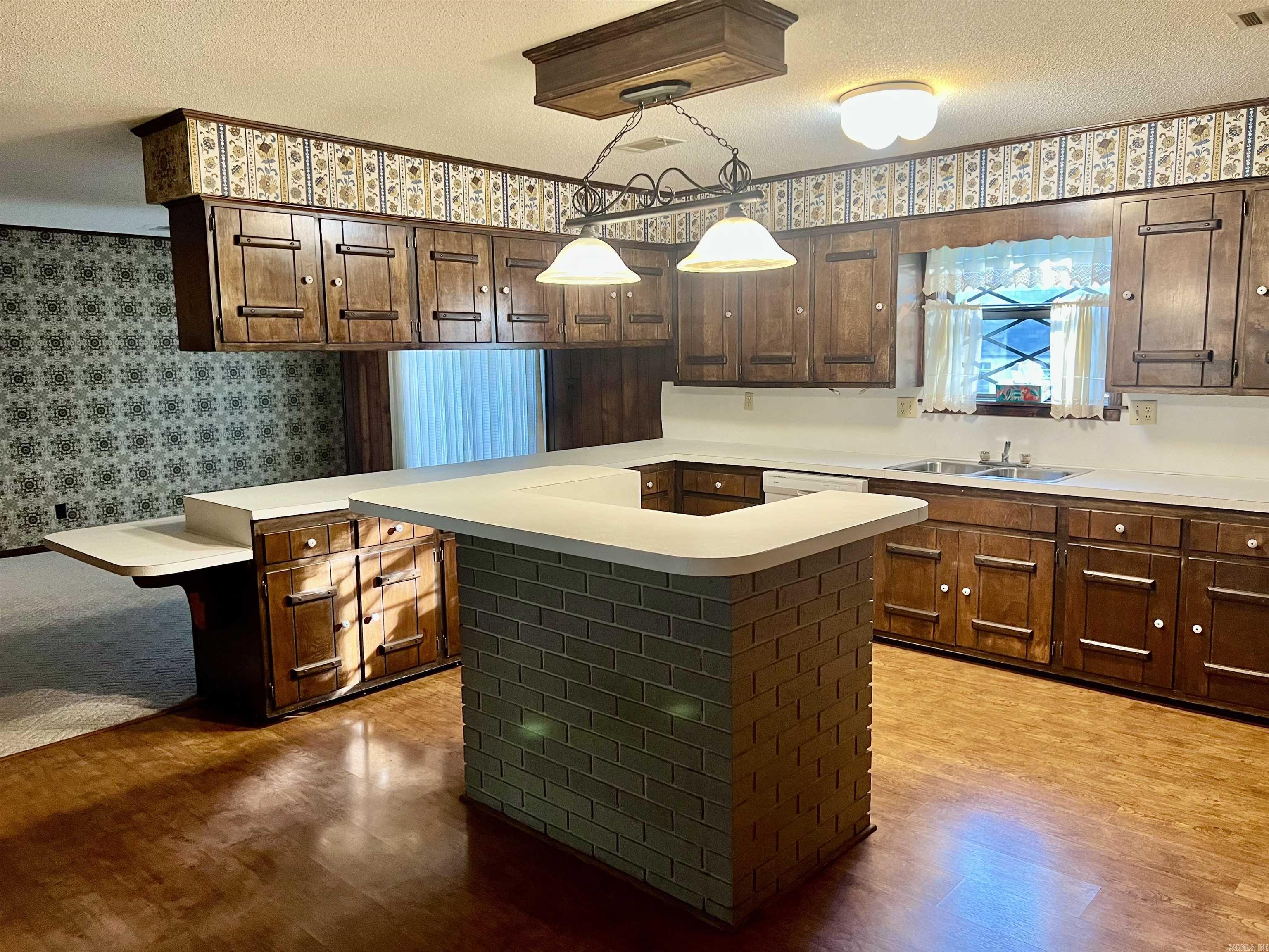 COUNTRY CLUBADDN (BALD KNOB) - Residential