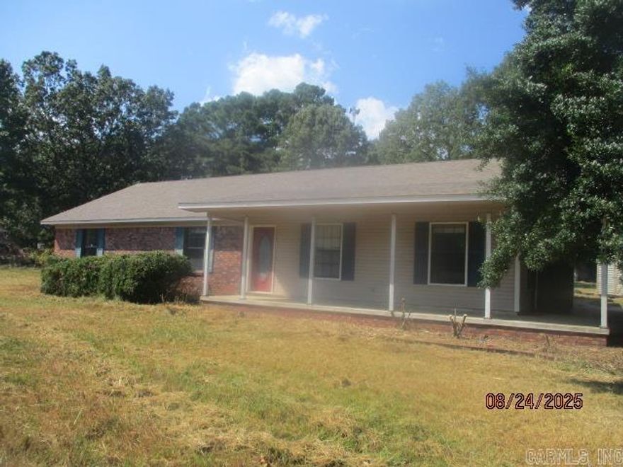Located in the Tower Hills Estate Subdivision between Jacksonville/Cabot/Lonoke limits features this 3br/2ba brick home. The following flood zone information has been obtained for the property. Flood Zone Designation: X. Seller does not pay customary closing costs: including title policy, escrow fees, survey or transfer fees. Proof of funds required on cash transactions Lender Pre-Approval letter for financed offers dated within last 30 days). Seller is Secretary of Veterans Affairs. This property may qualify for Seller Financing (Vendee). Property sold As Is.