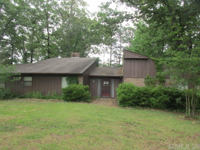 Home is being sold "AS IS" as a short sale with approval by bank. This home is in a great neighborhood on a corner lot. Vaulted ceilings in living room, with fireplace. Home is in need of some repairs. Great investment. Call today for more information and to see the home.