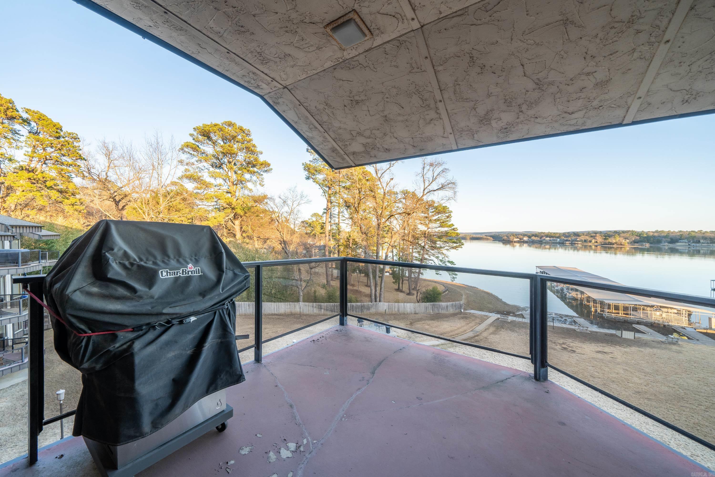 Willow Beach - Residential