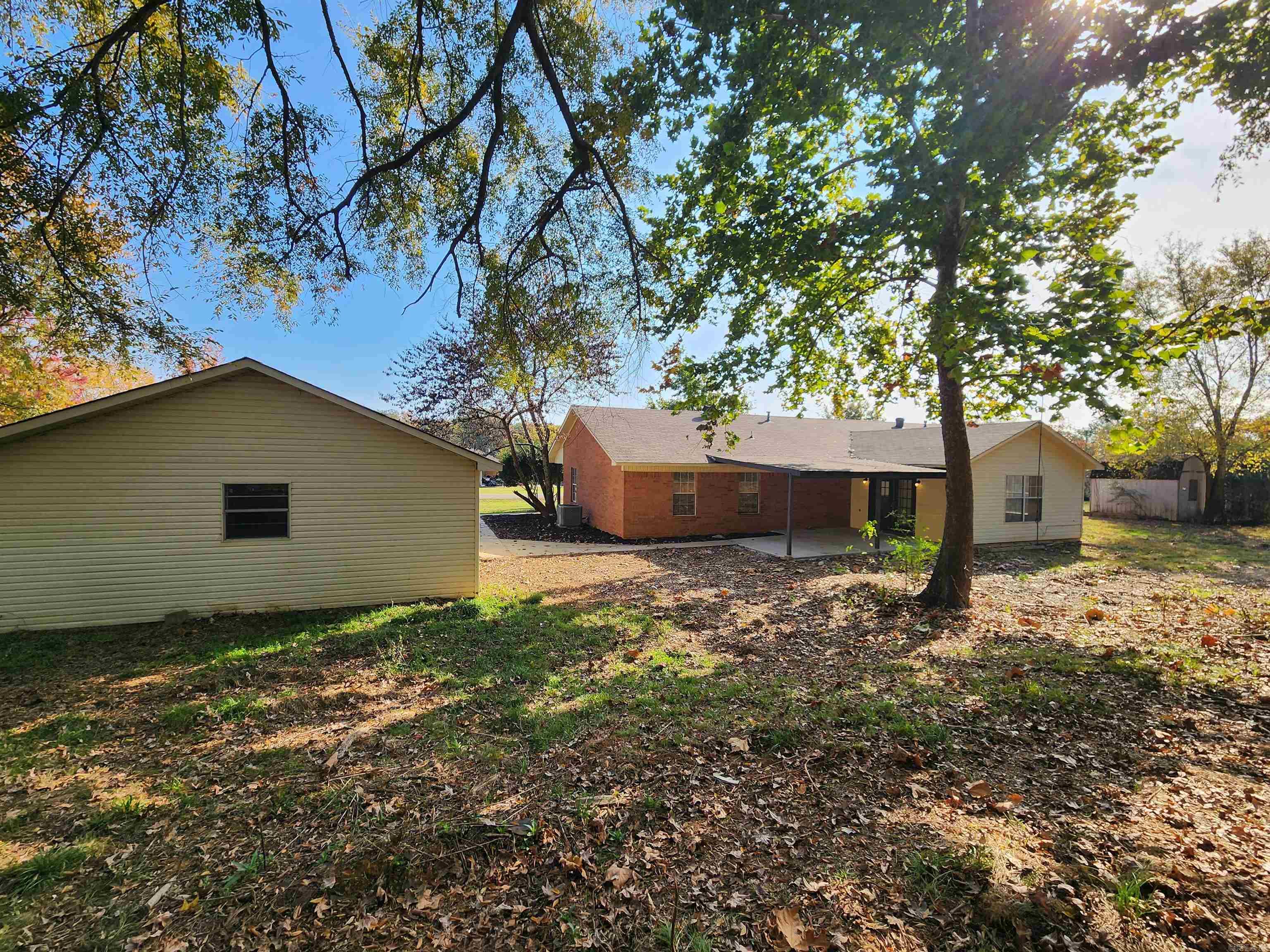 SHADY MEADOW - Residential