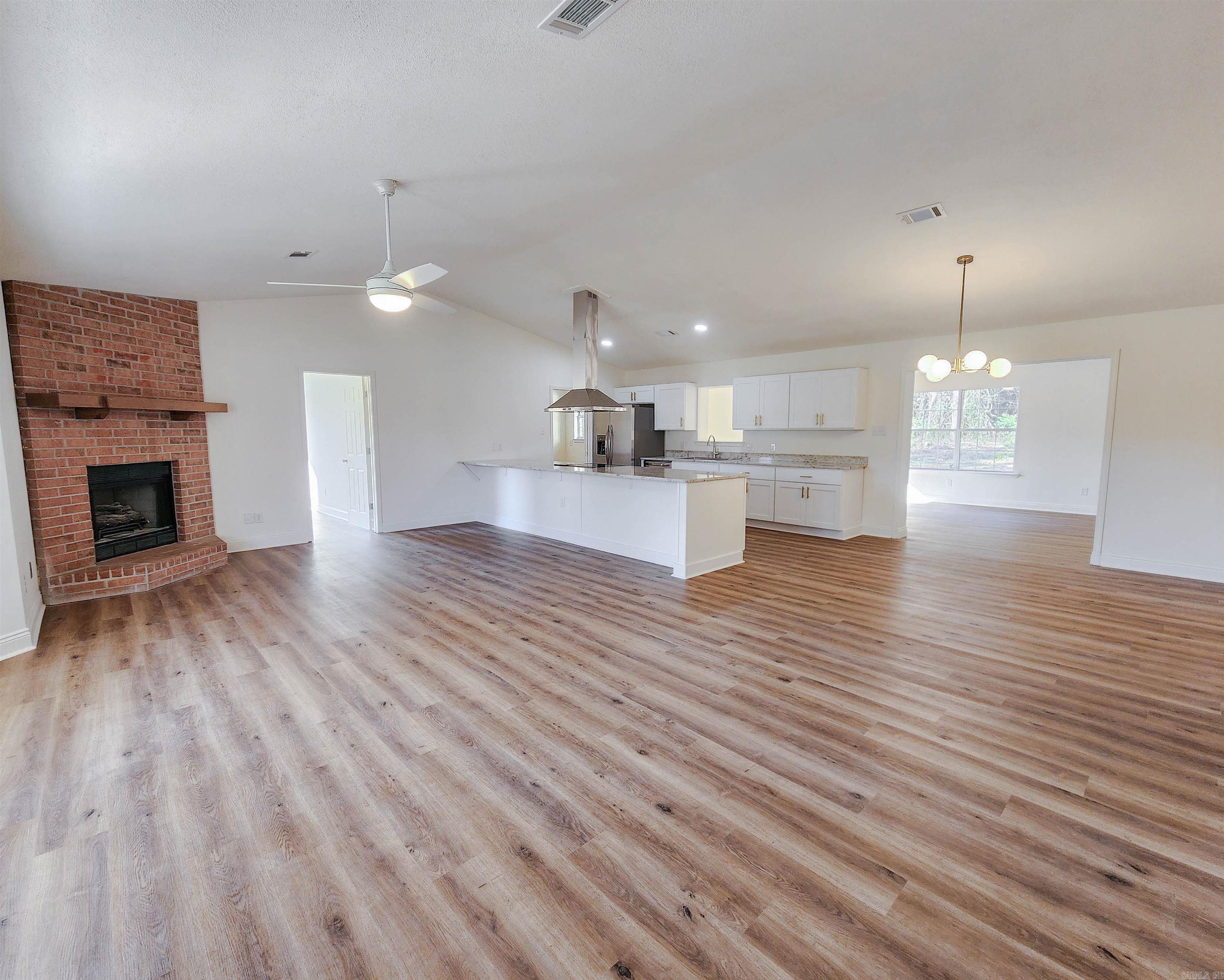 SHADY MEADOW - Residential