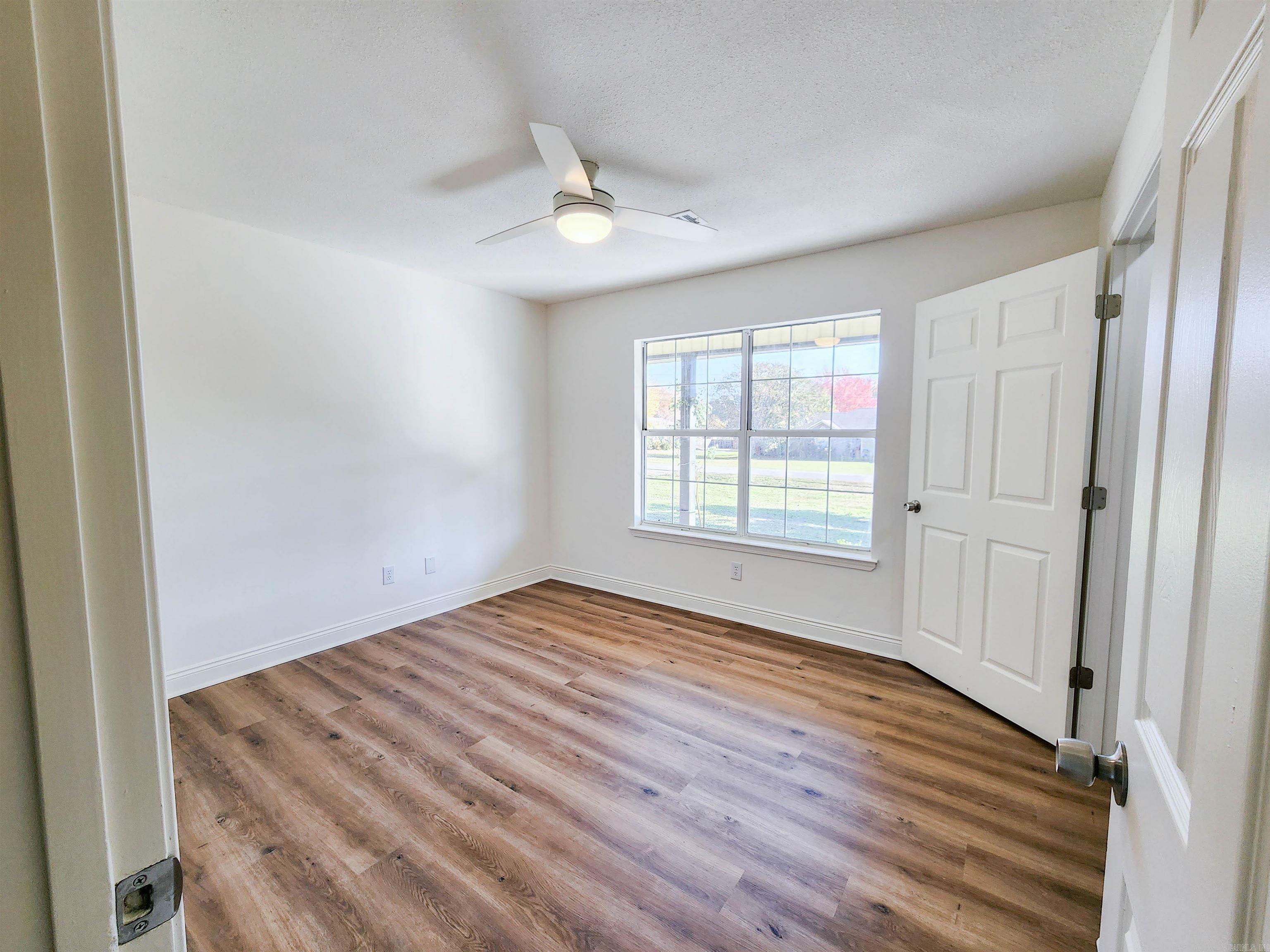 SHADY MEADOW - Residential