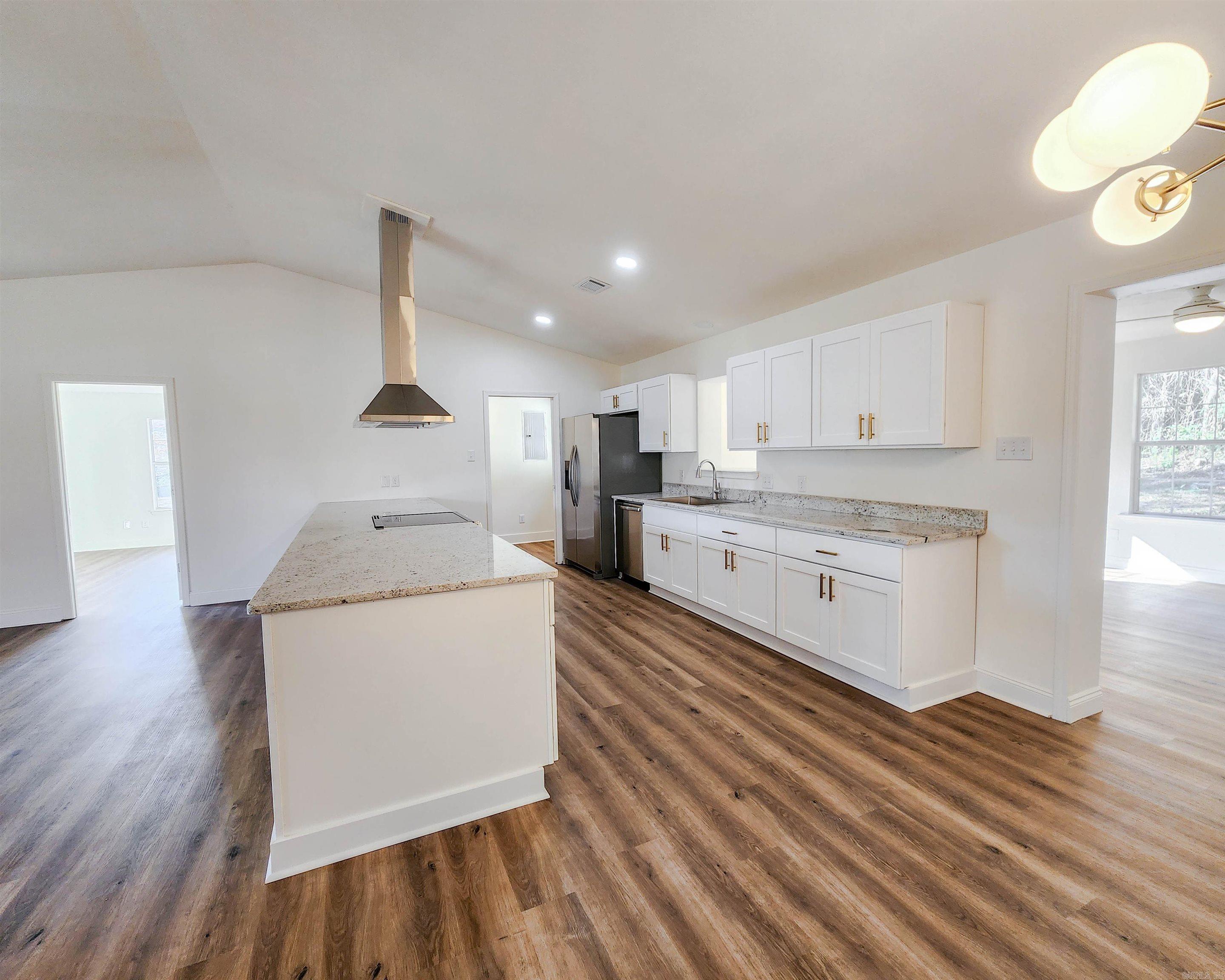 SHADY MEADOW - Residential