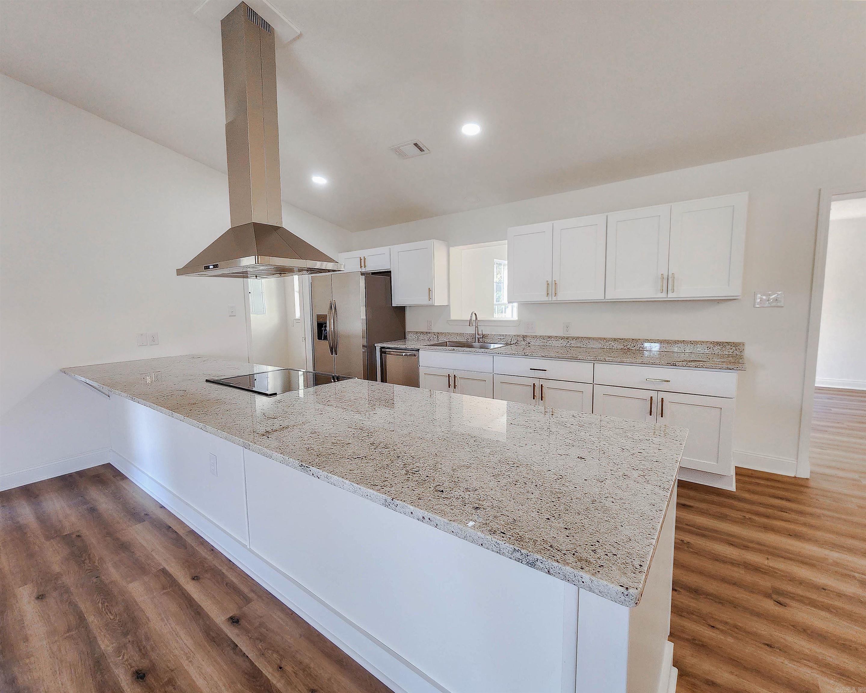 SHADY MEADOW - Residential