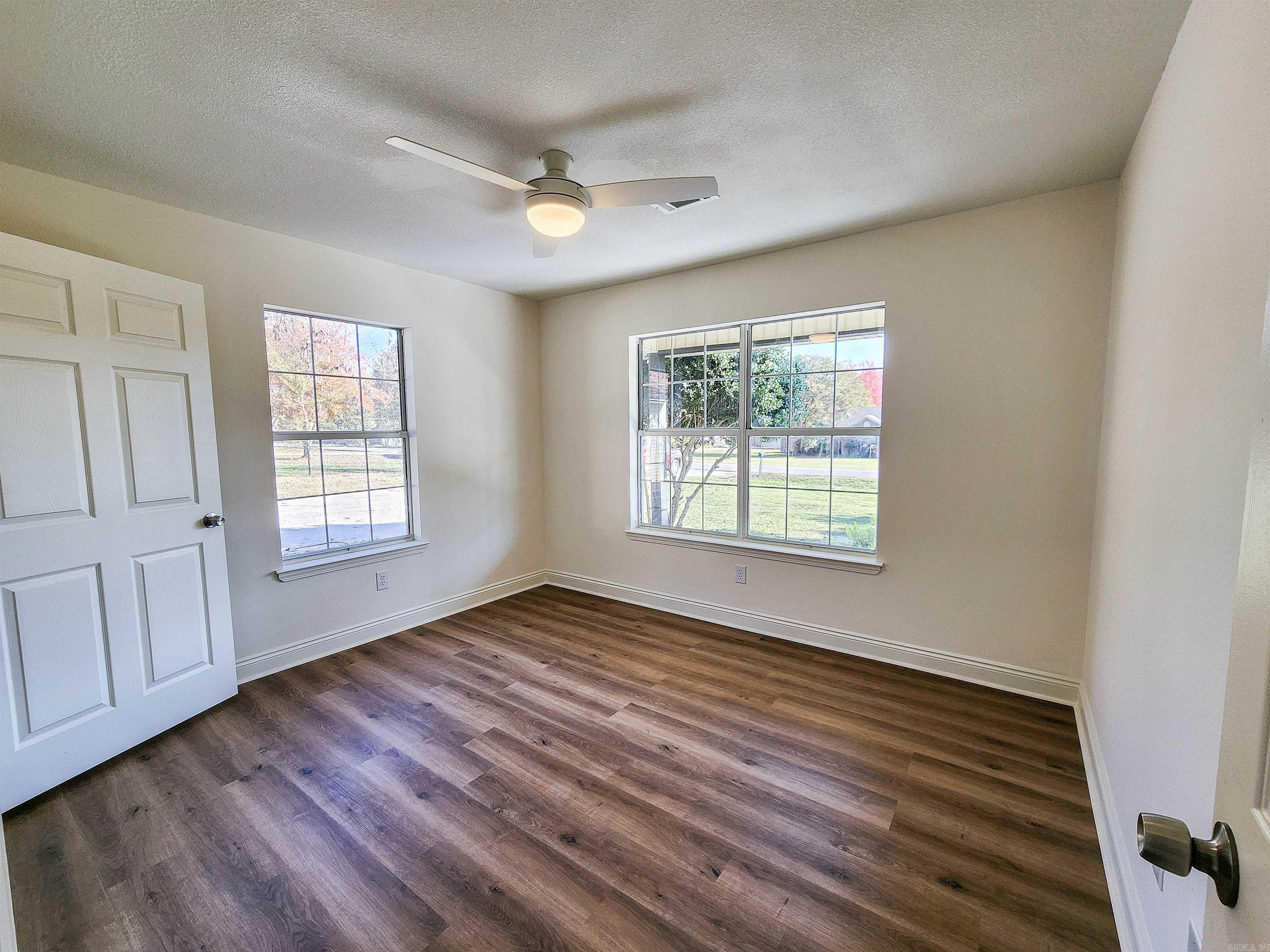 SHADY MEADOW - Residential