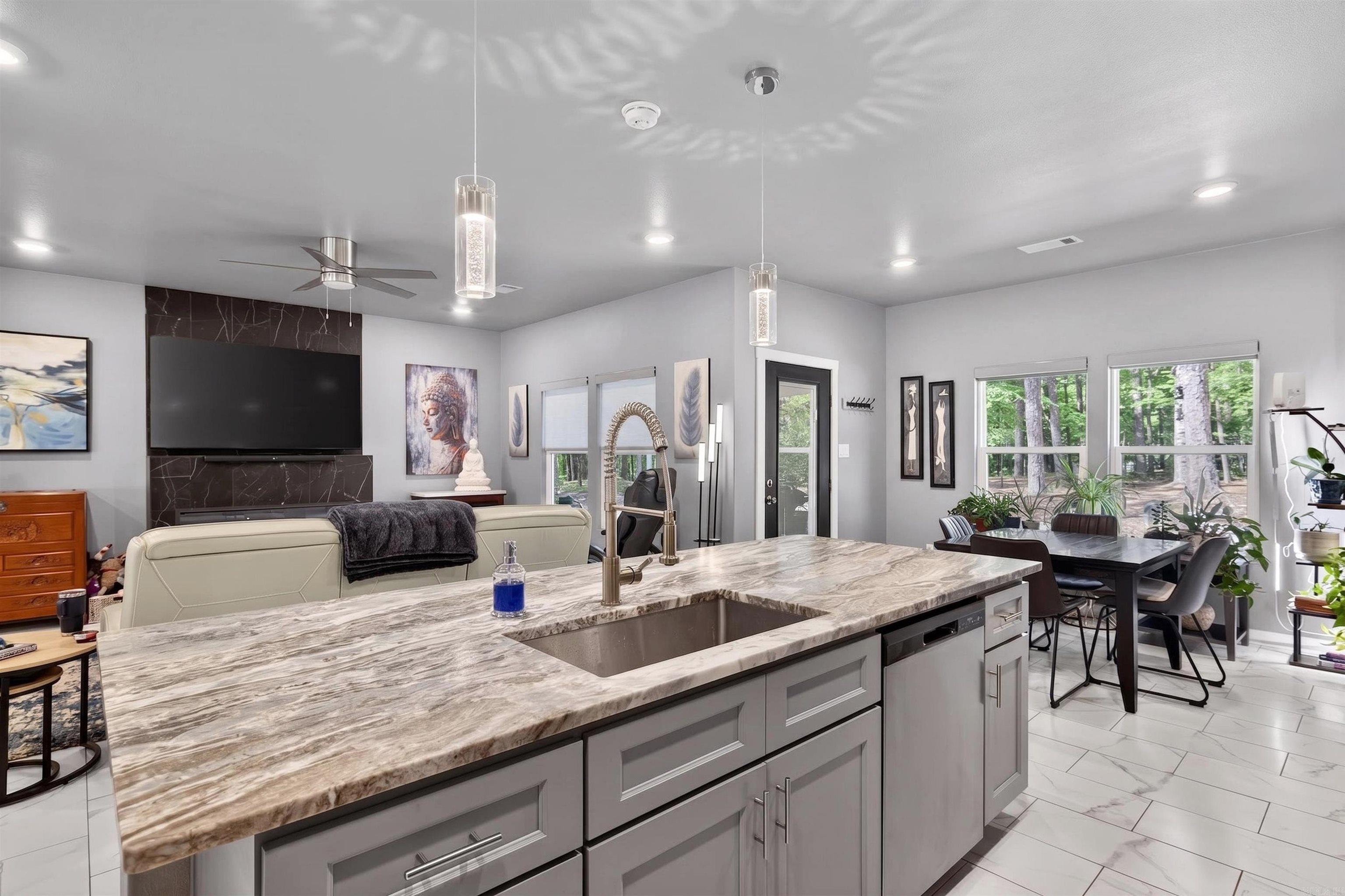 CACERES - Residential