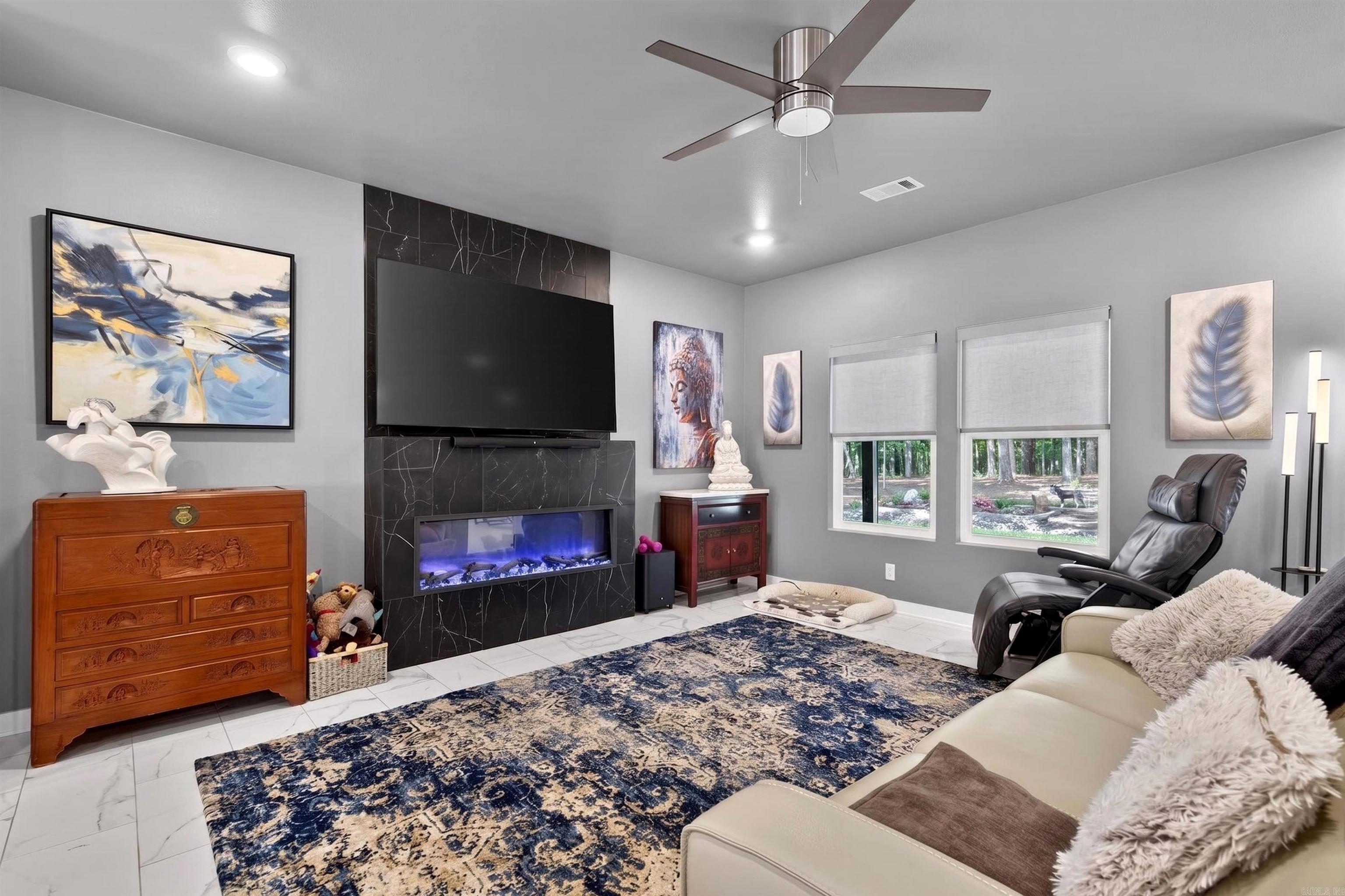 CACERES - Residential