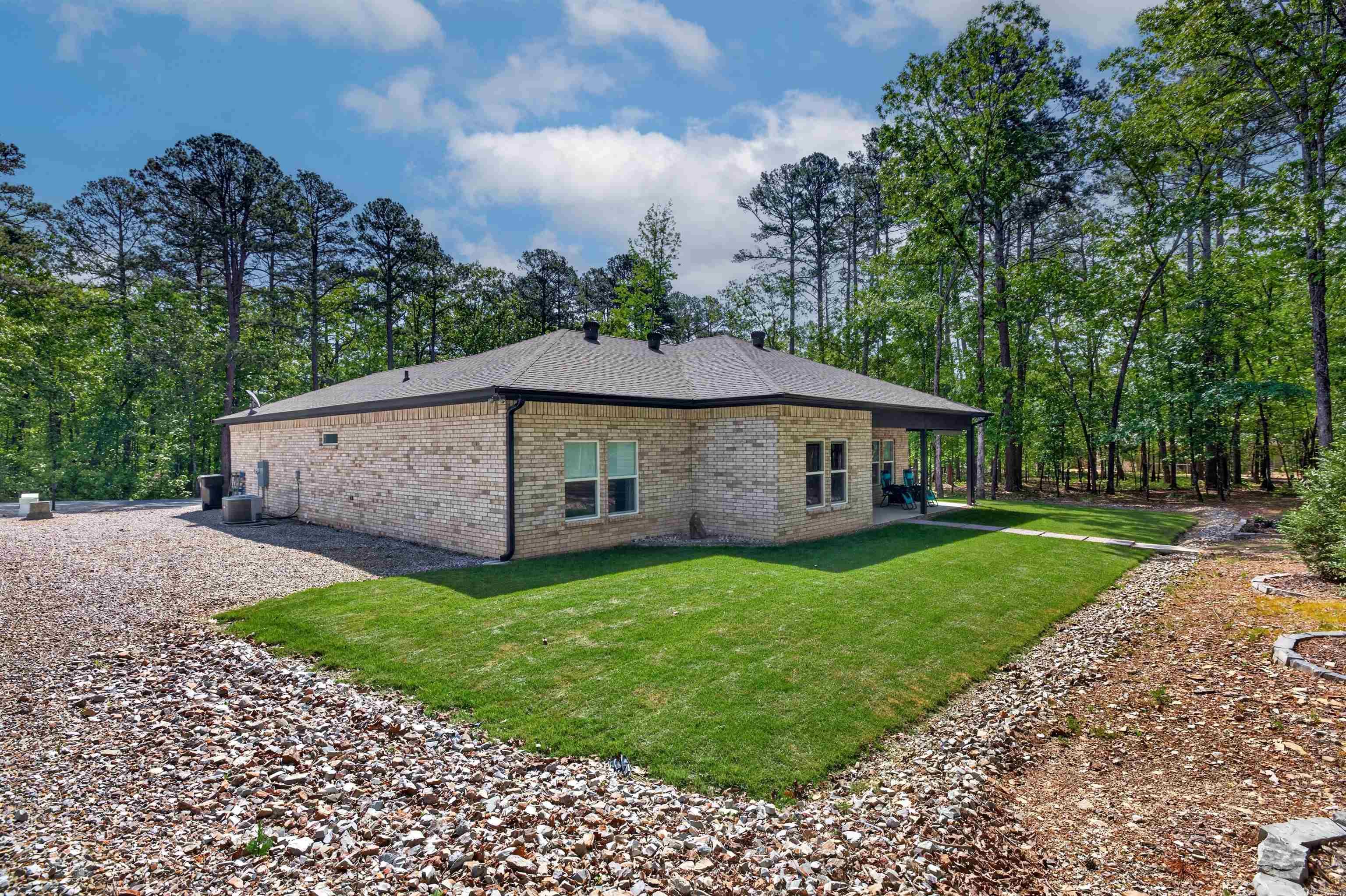 CACERES - Residential