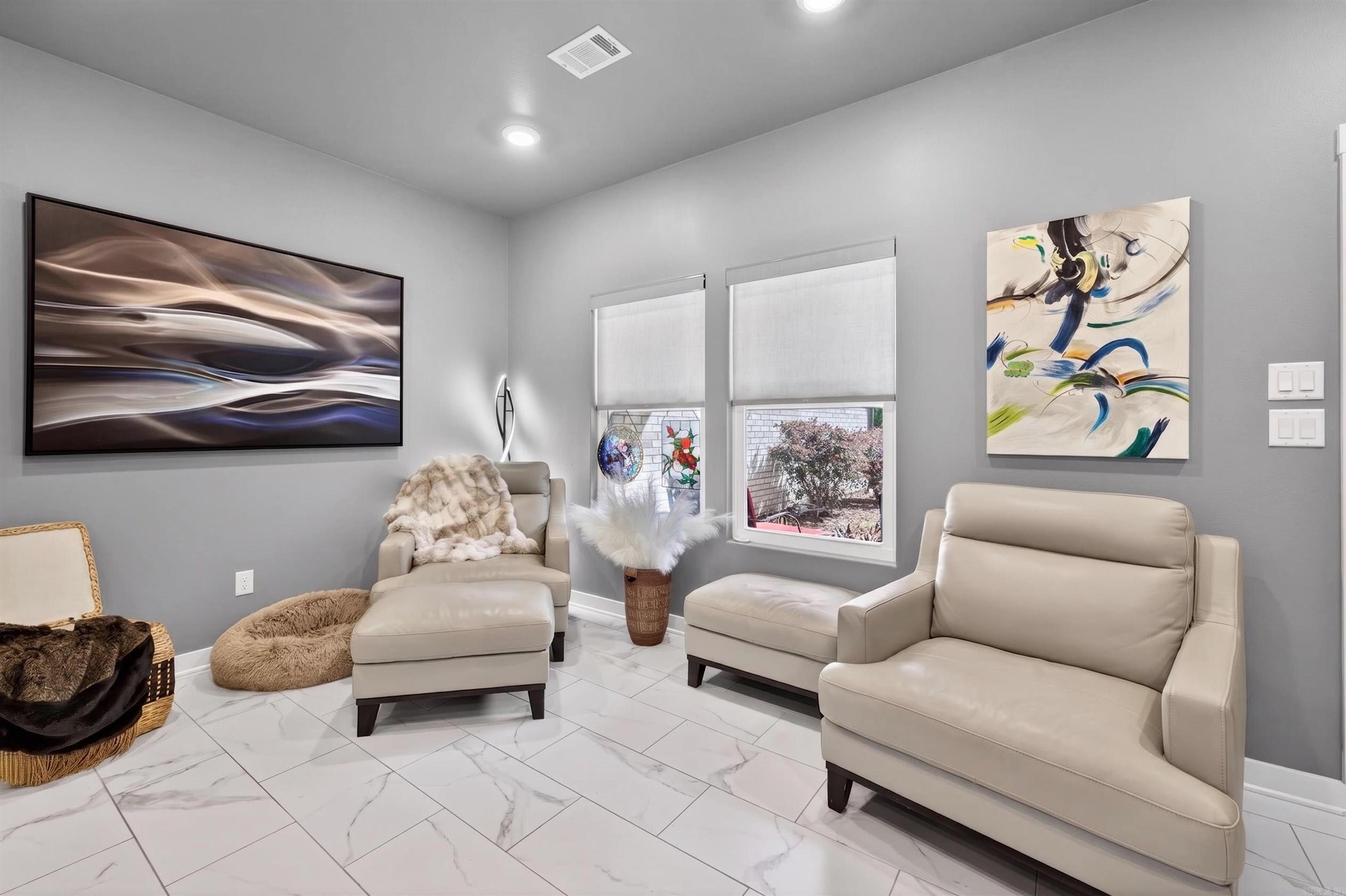 CACERES - Residential