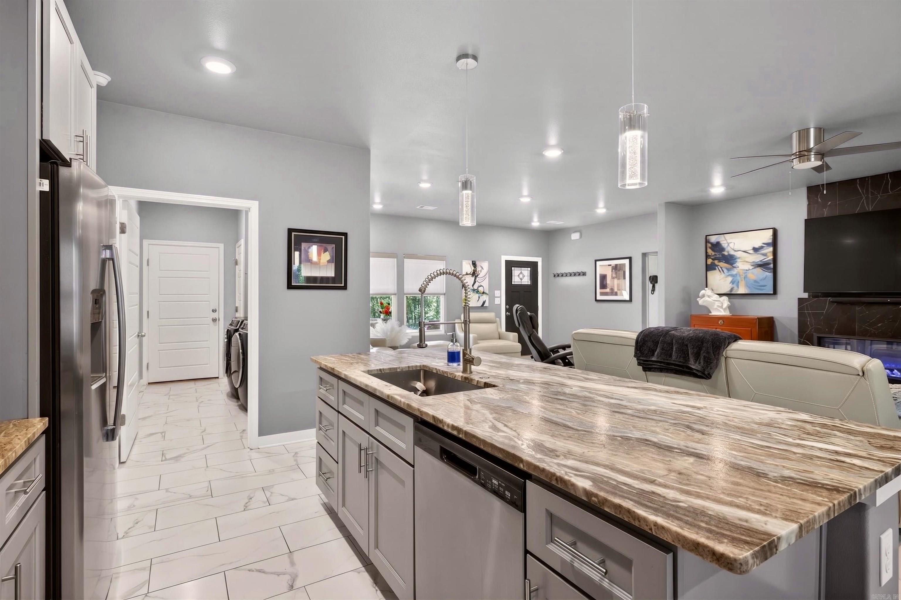 CACERES - Residential