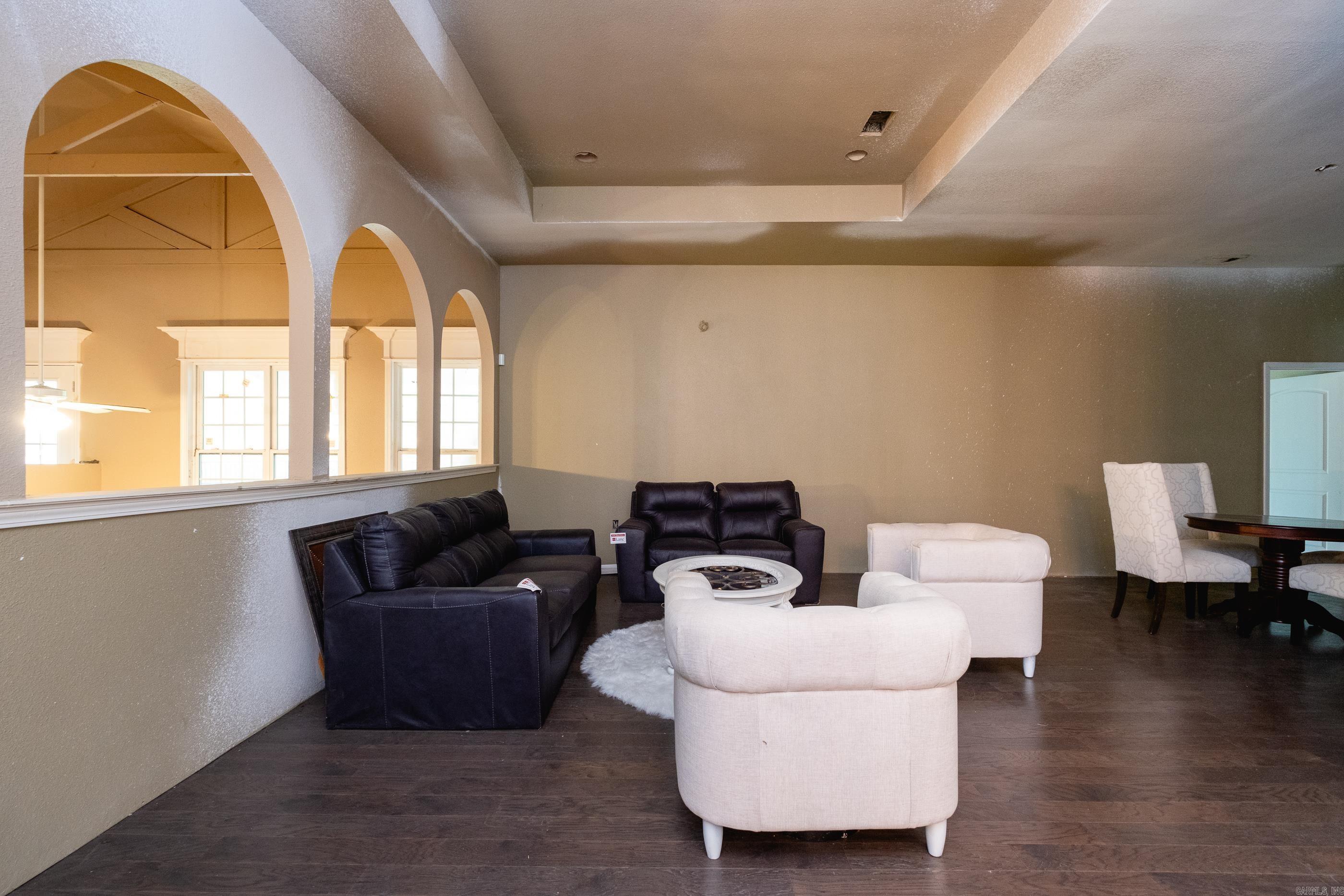 Maple Creek Farm - Residential