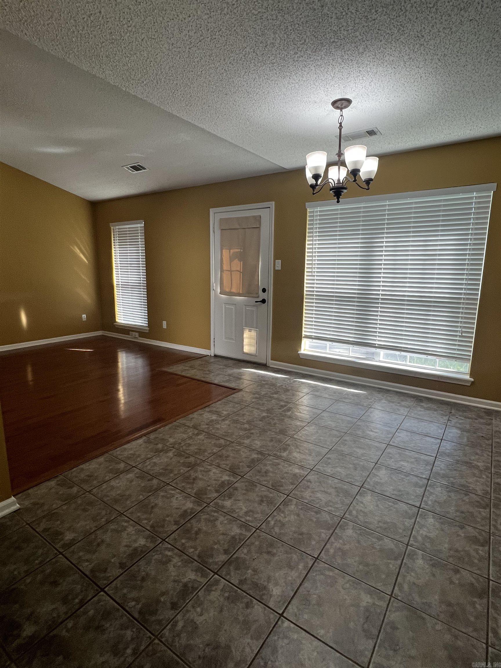 Meadow Creek - Residential Lease