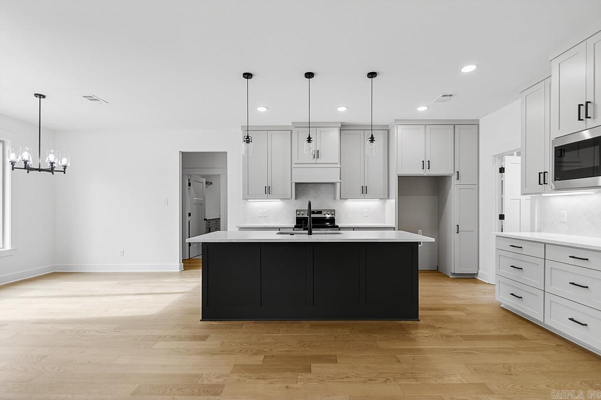 EAGLE RIDGE ESTATES - Residential