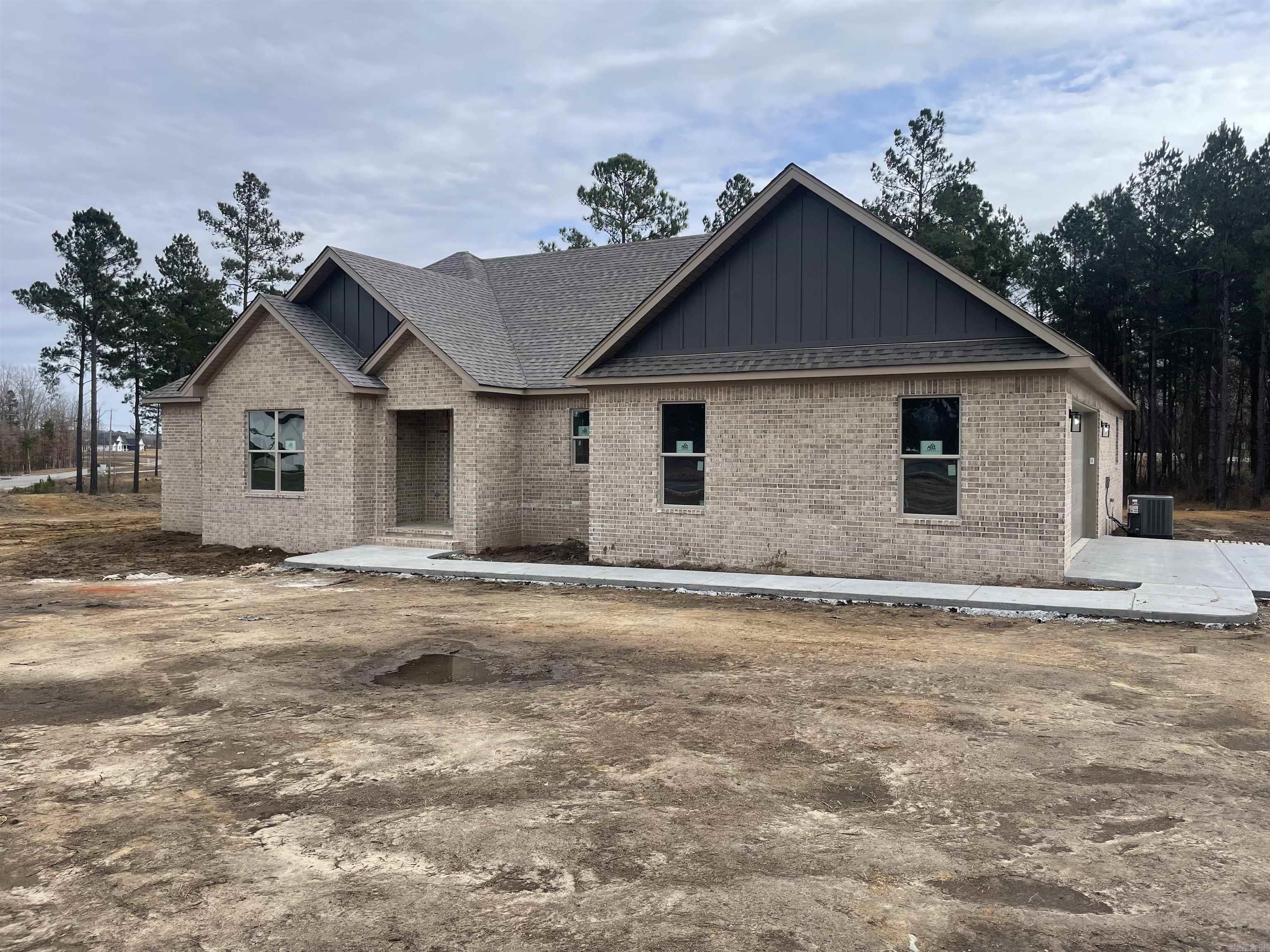 EAGLE RIDGE ESTATES - Residential