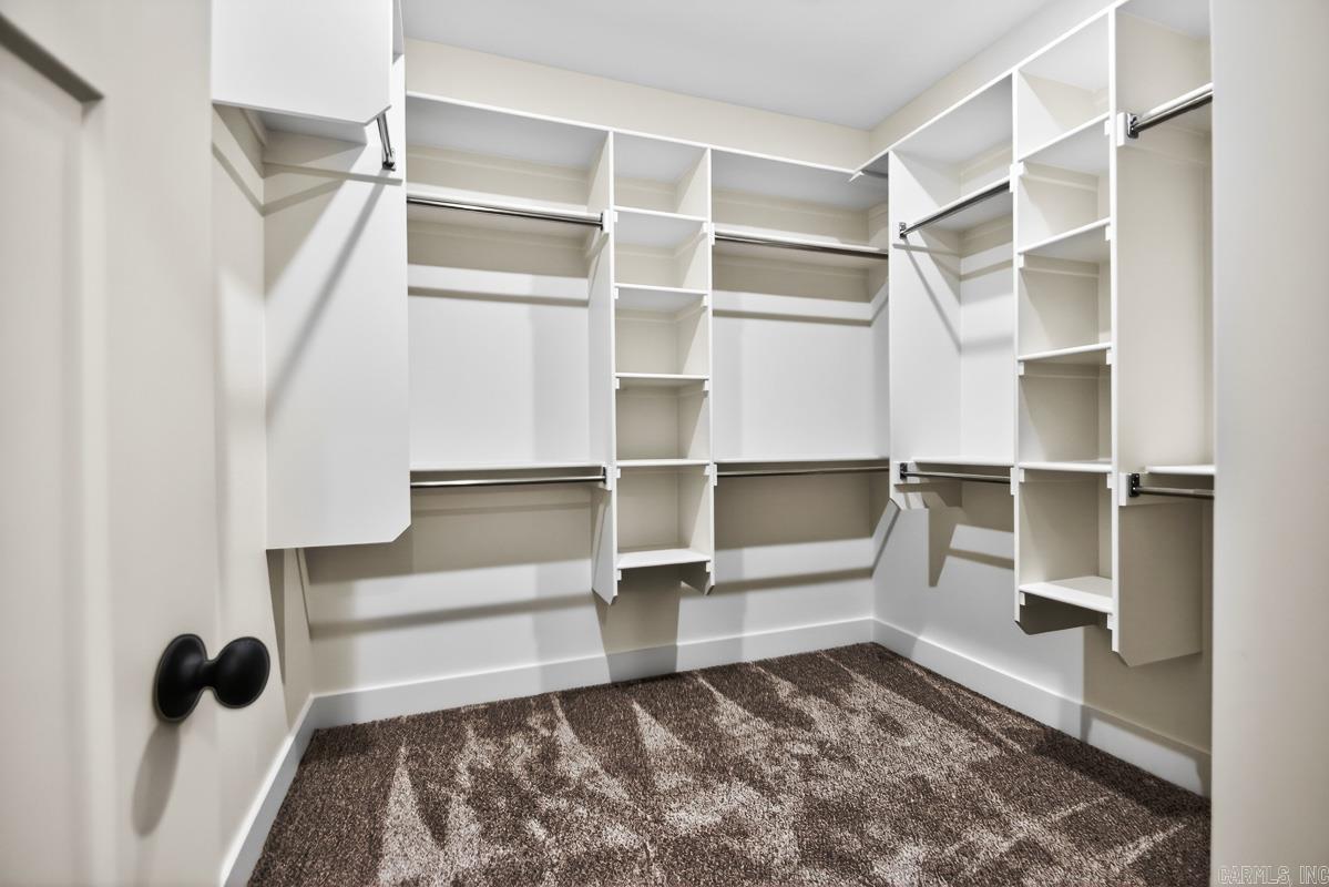 EAGLE RIDGE ESTATES - Residential