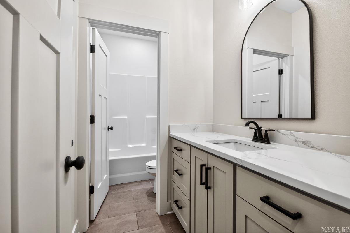 EAGLE RIDGE ESTATES - Residential