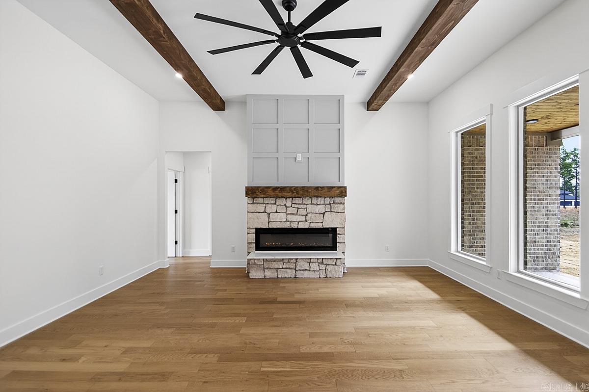 EAGLE RIDGE ESTATES - Residential