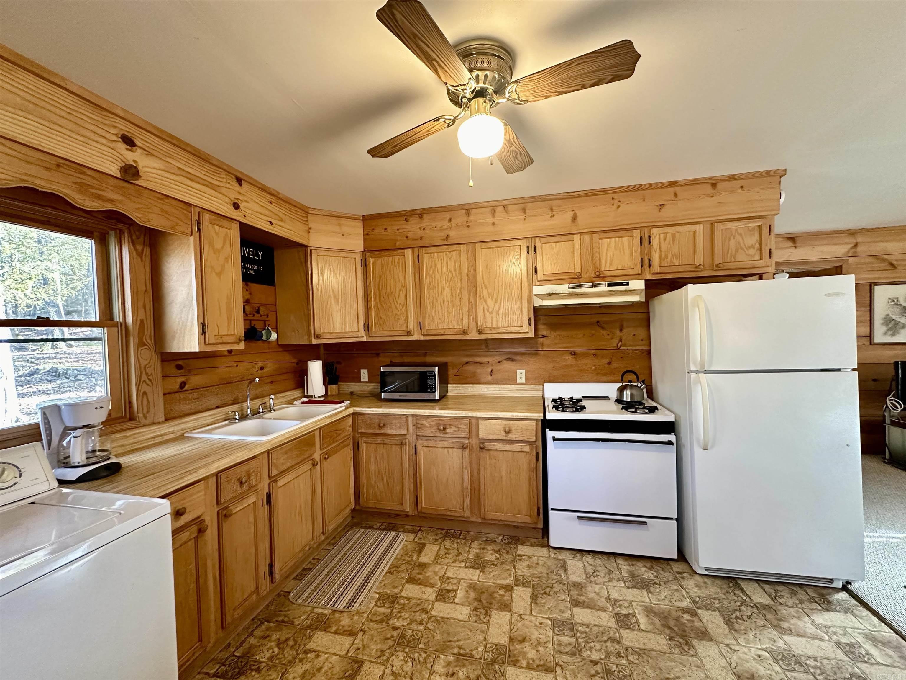 RIPPLIN SHOALS RIDGETOP - Residential