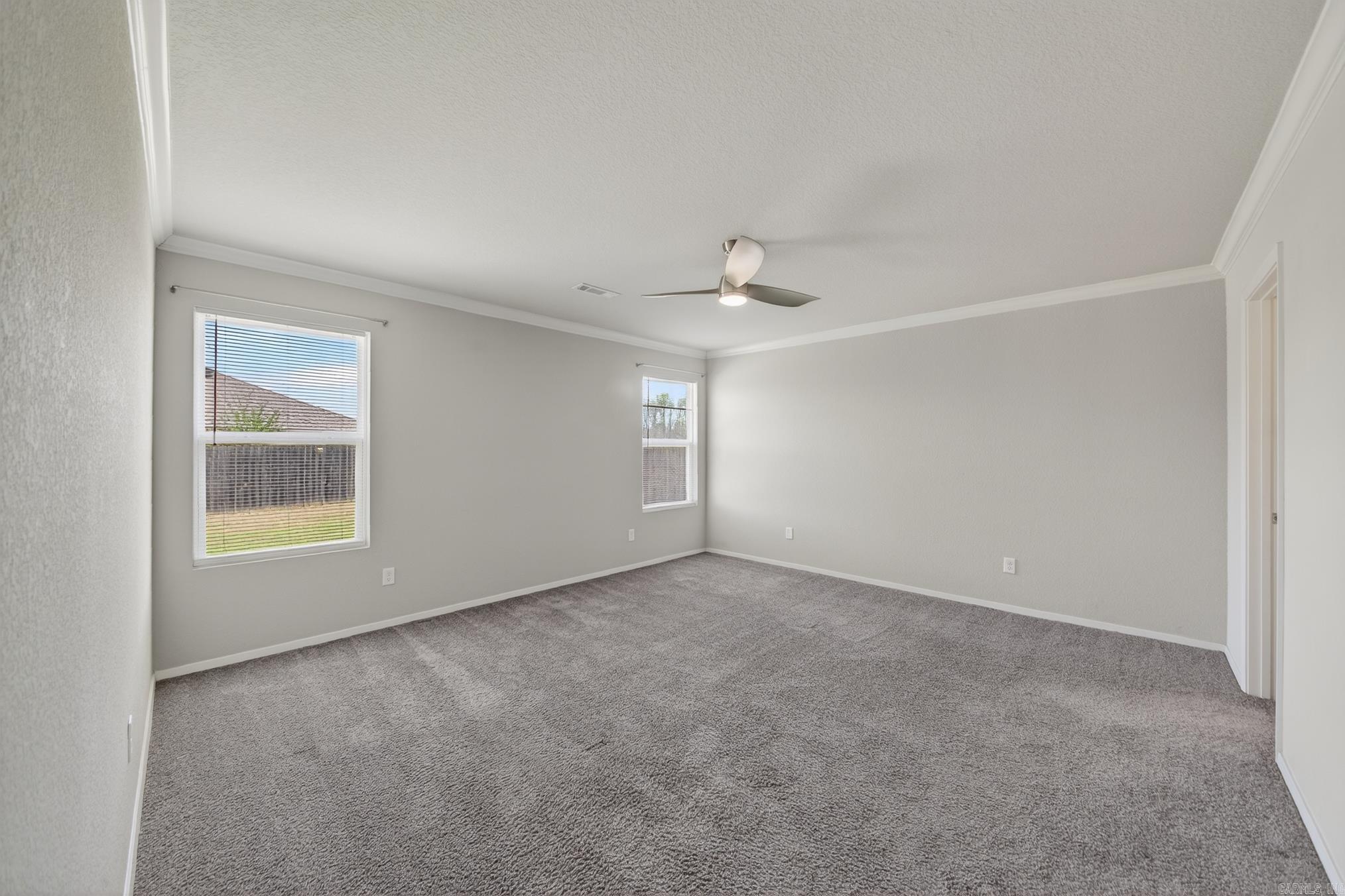 OAKLAND GROVE ESTATES - Residential Lease