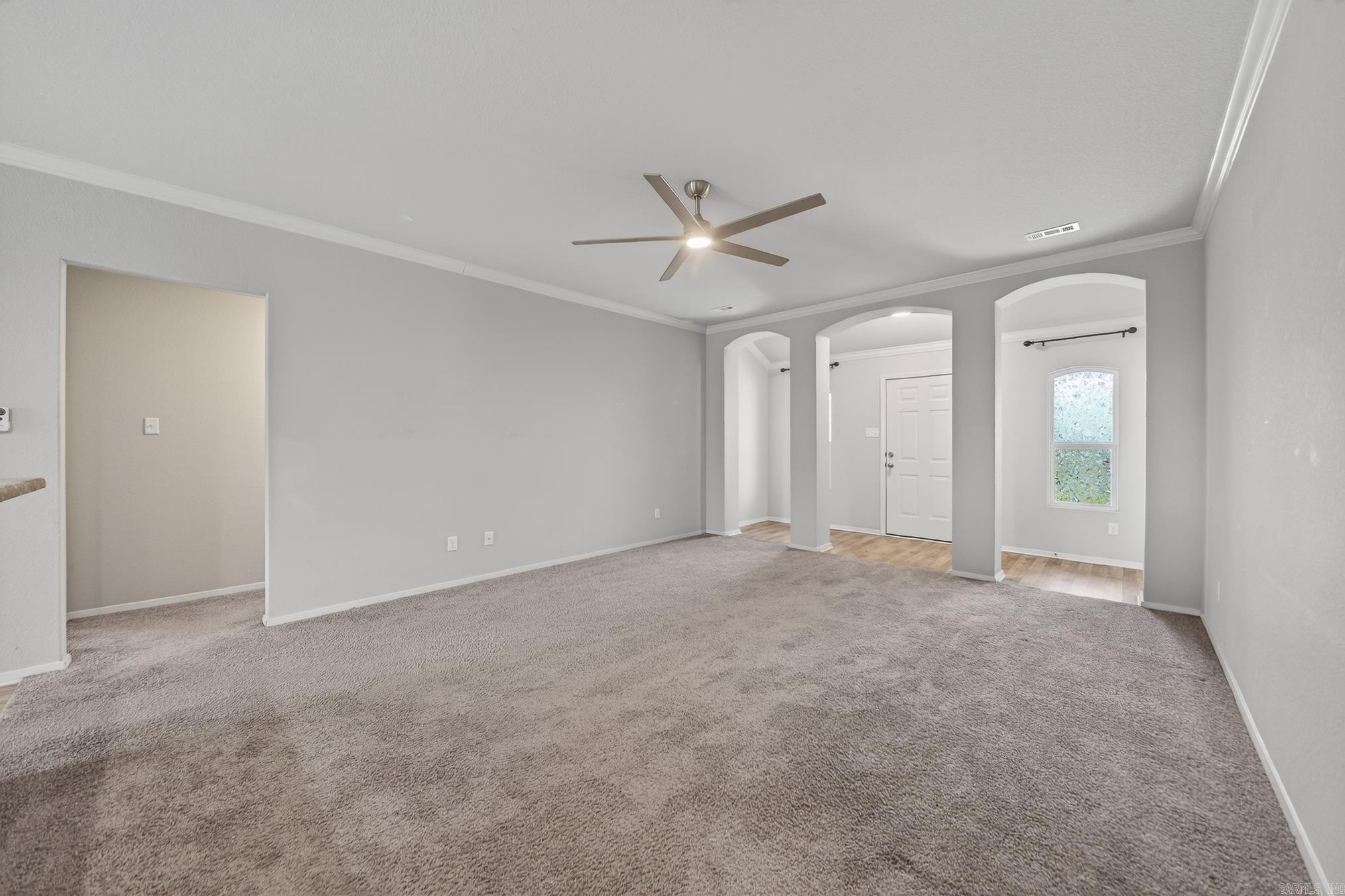 OAKLAND GROVE ESTATES - Residential Lease