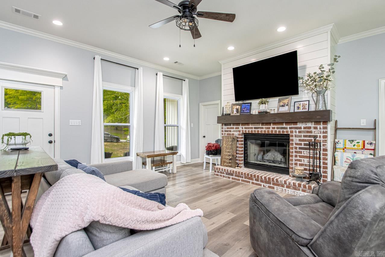 SPRINGWATER - Residential