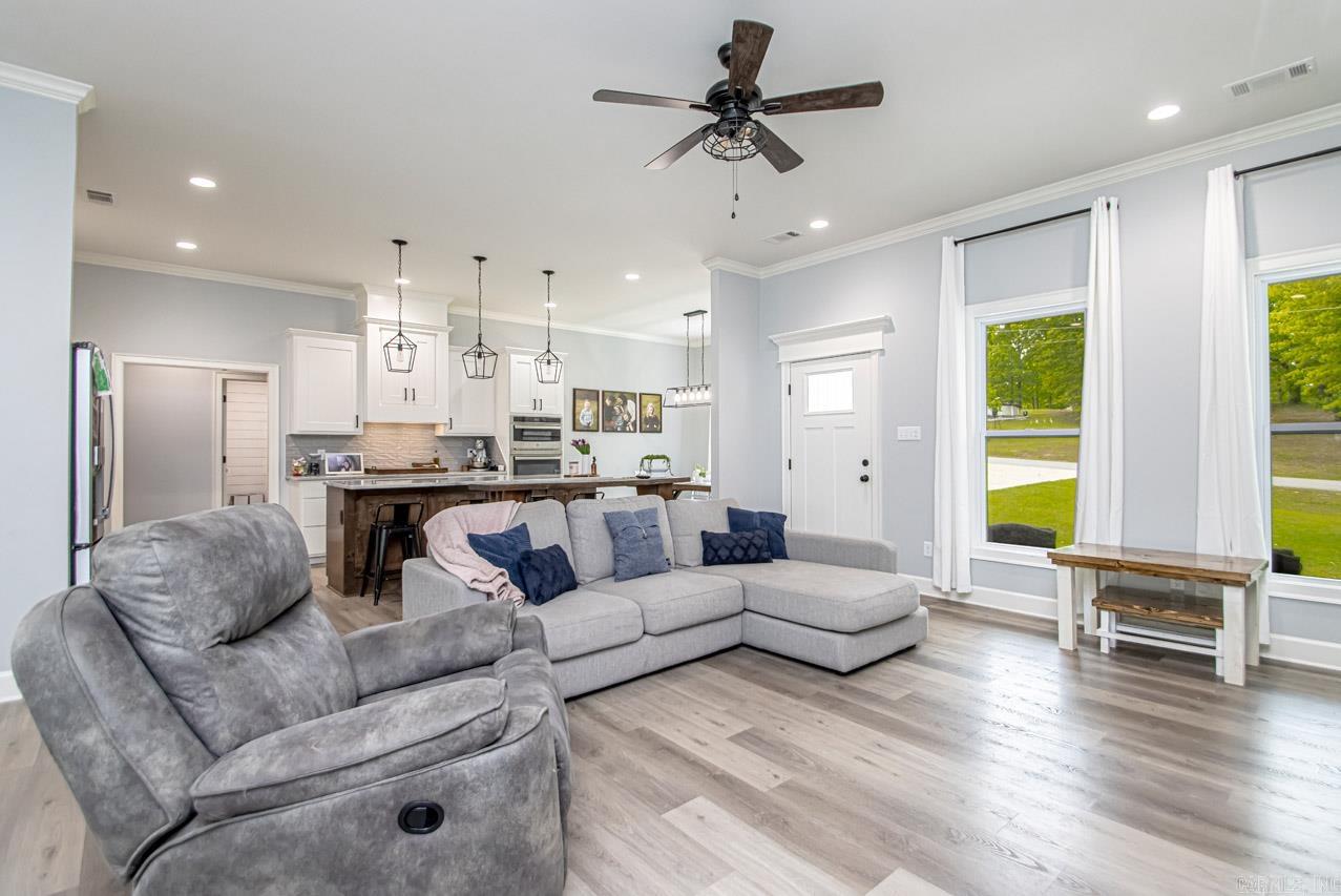 SPRINGWATER - Residential