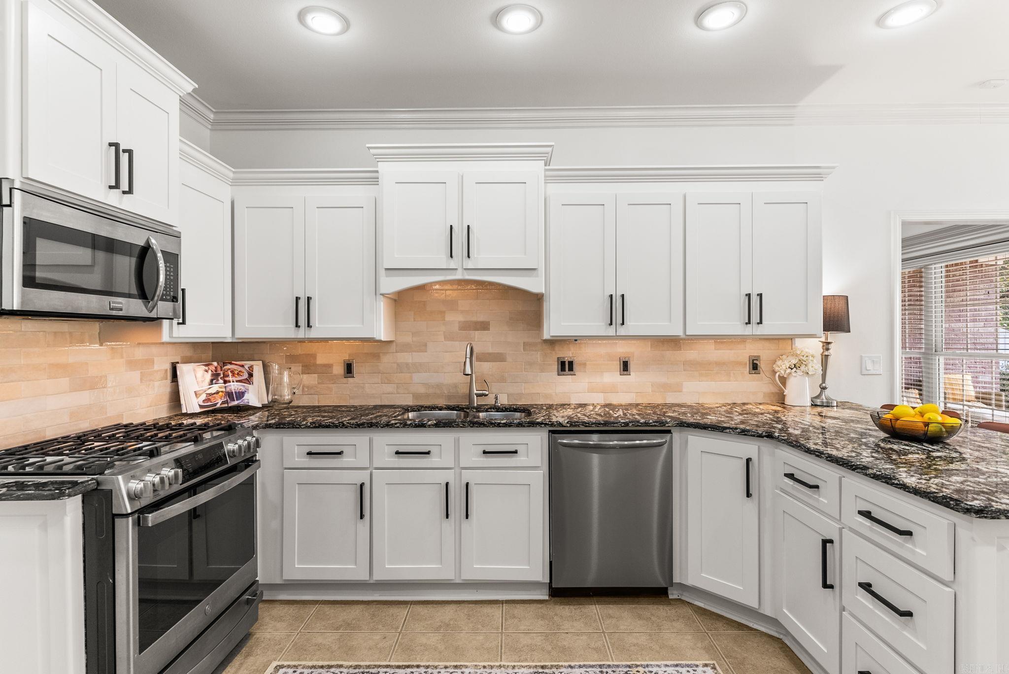 MAUMELLE VALLEY ESTATES - Residential